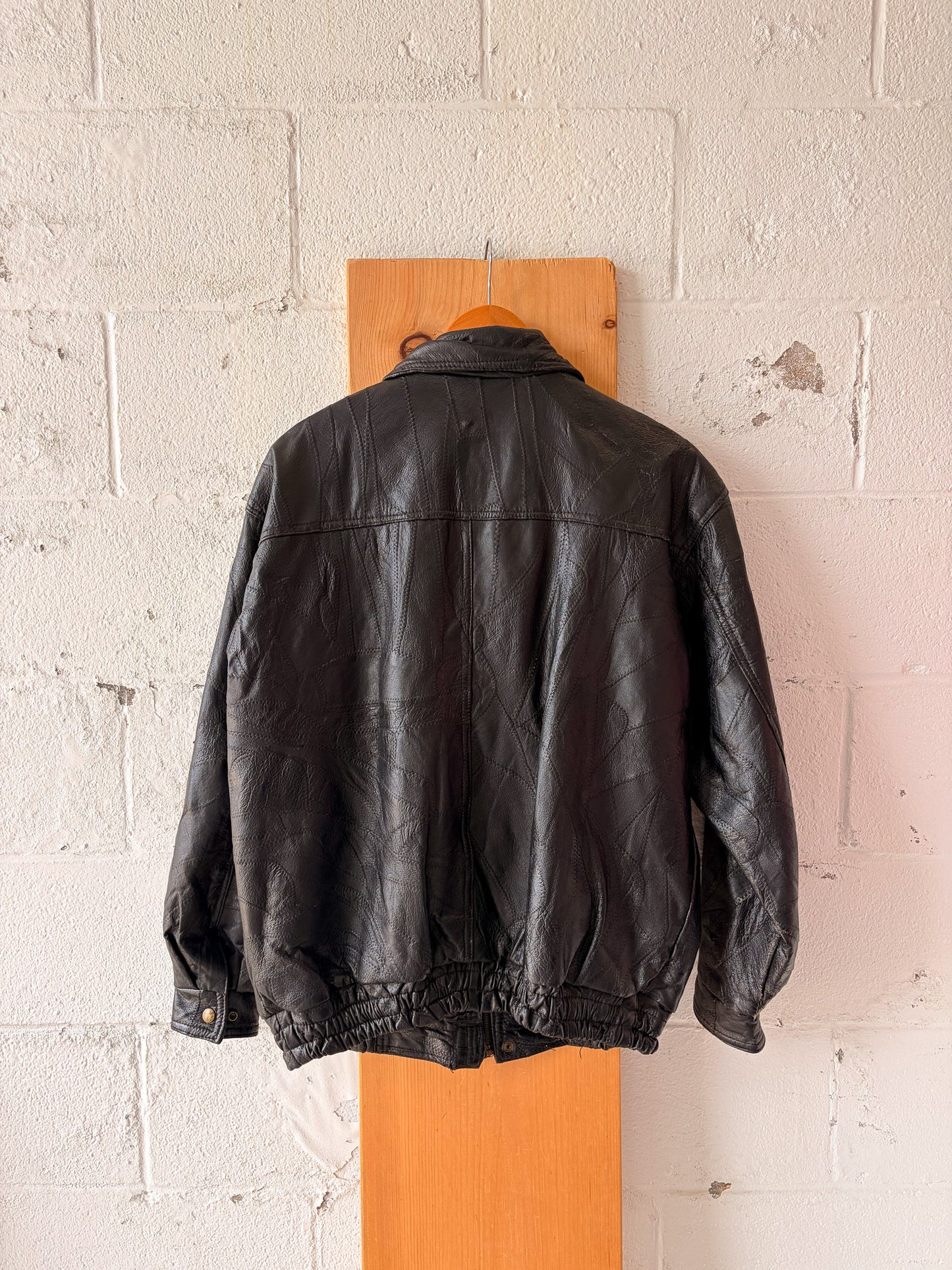 Navarre Leather Company Genuine Leather Bomber Jacket : M (Local Pick Up Only)