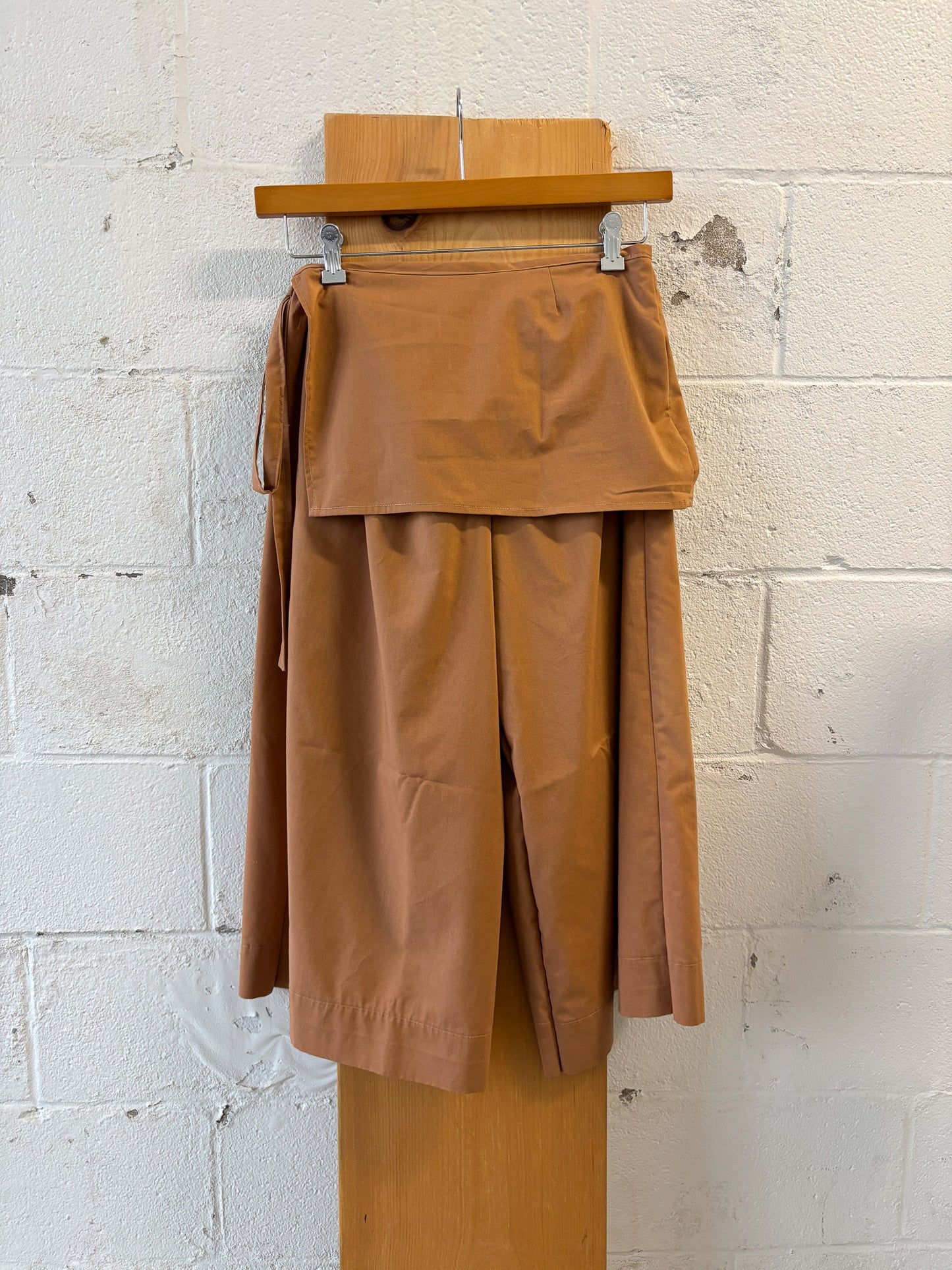 WHSE479 Original Fay Capris : 27W