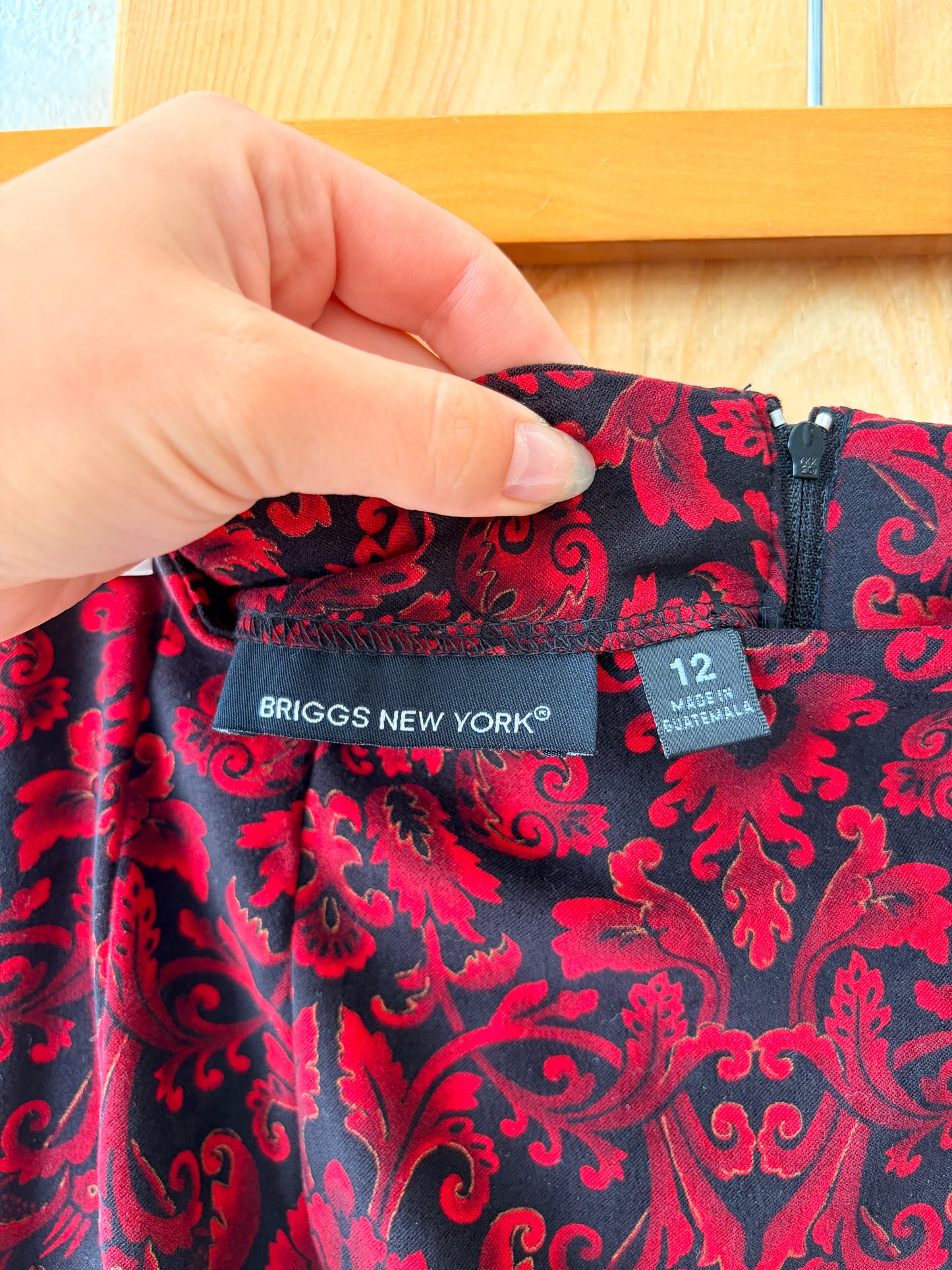 Black & Red Printed Skirt : 12