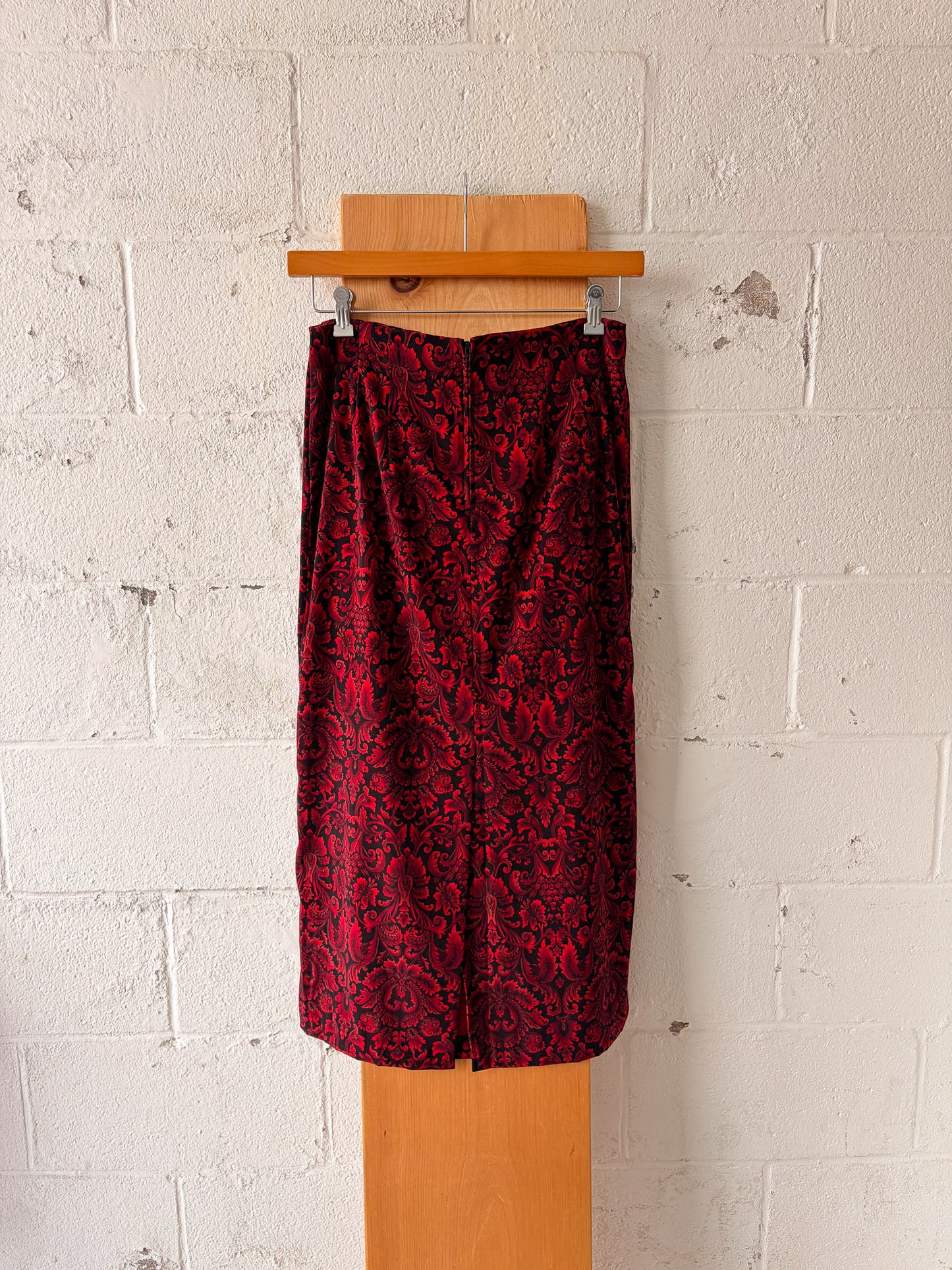 Black & Red Printed Skirt : 12