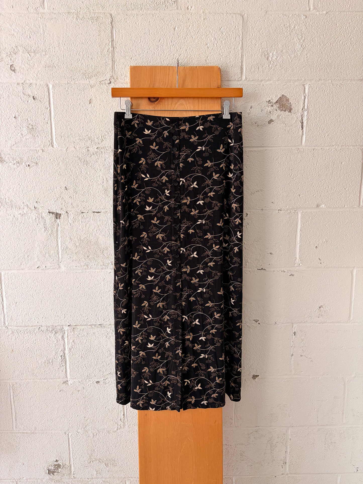 Neutral Flower Print Skirt : XL