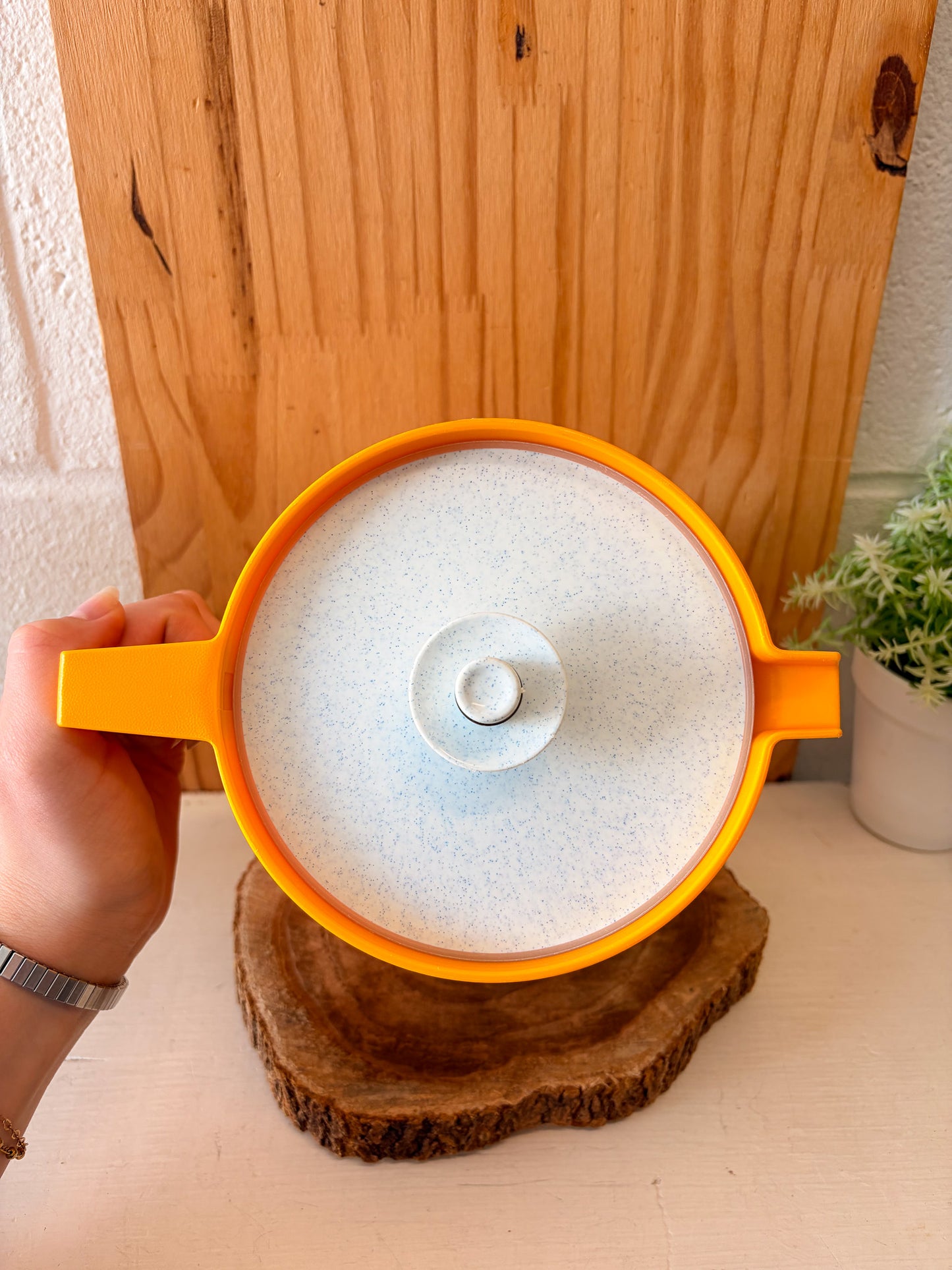 Vtg Orange Tupperware Pitcher (Local Pick Up Only)
