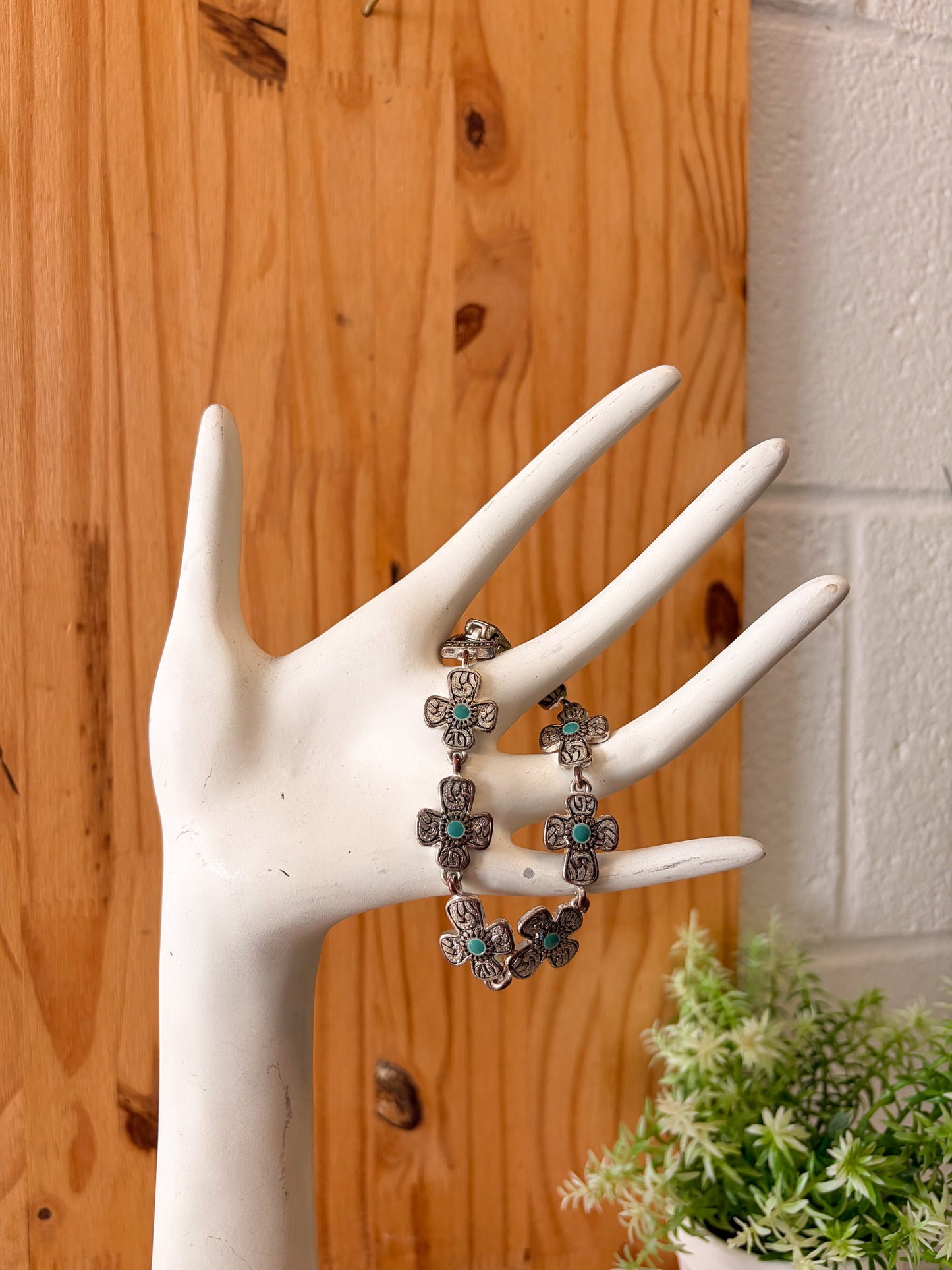 Silver Tone Cross Bracelet