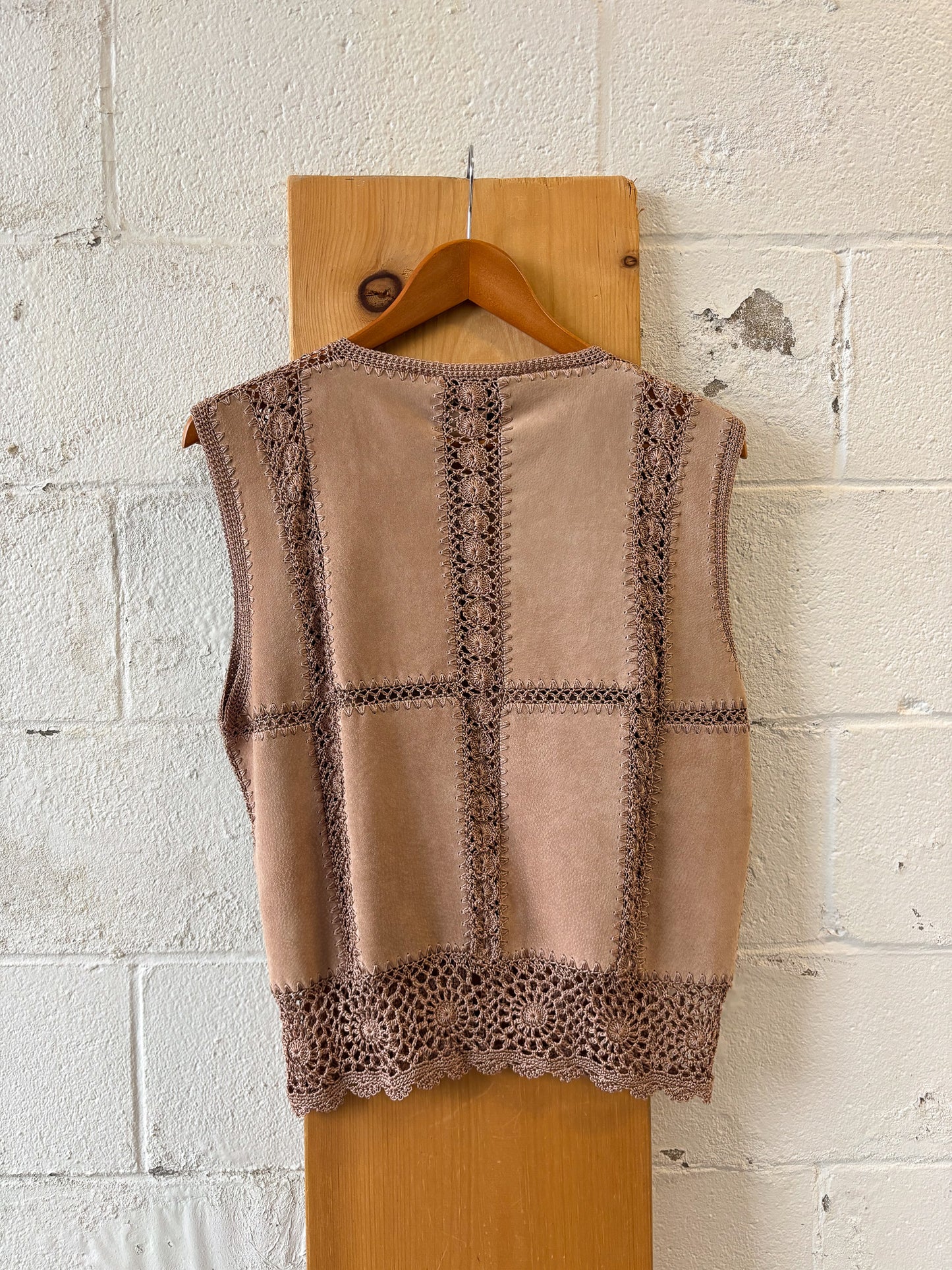 Skully Leather Paneled Vest : L