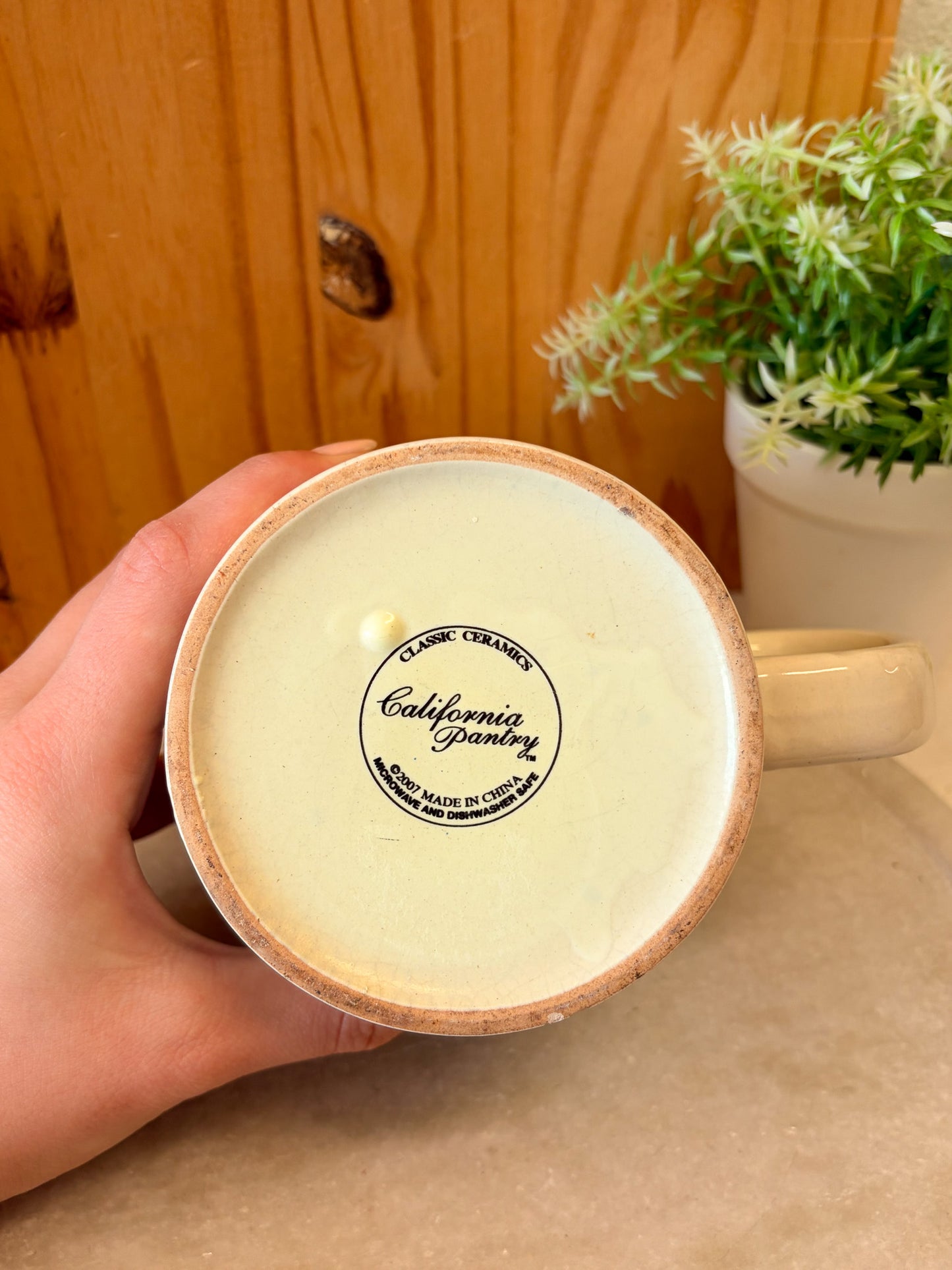 Vtg "Pursuit of Leisure" Mug