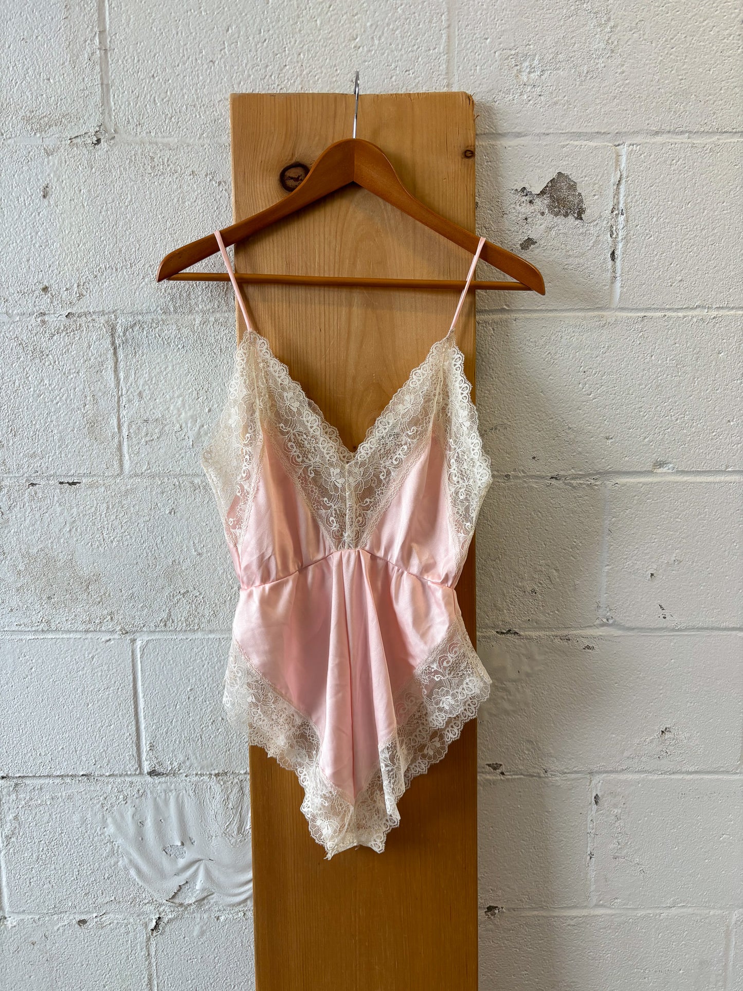 Vtg Pink Lace Bodysuit : S