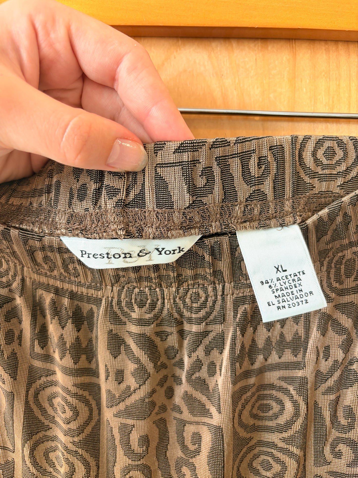 Brown Geometric Print Maxi Skirt : XL