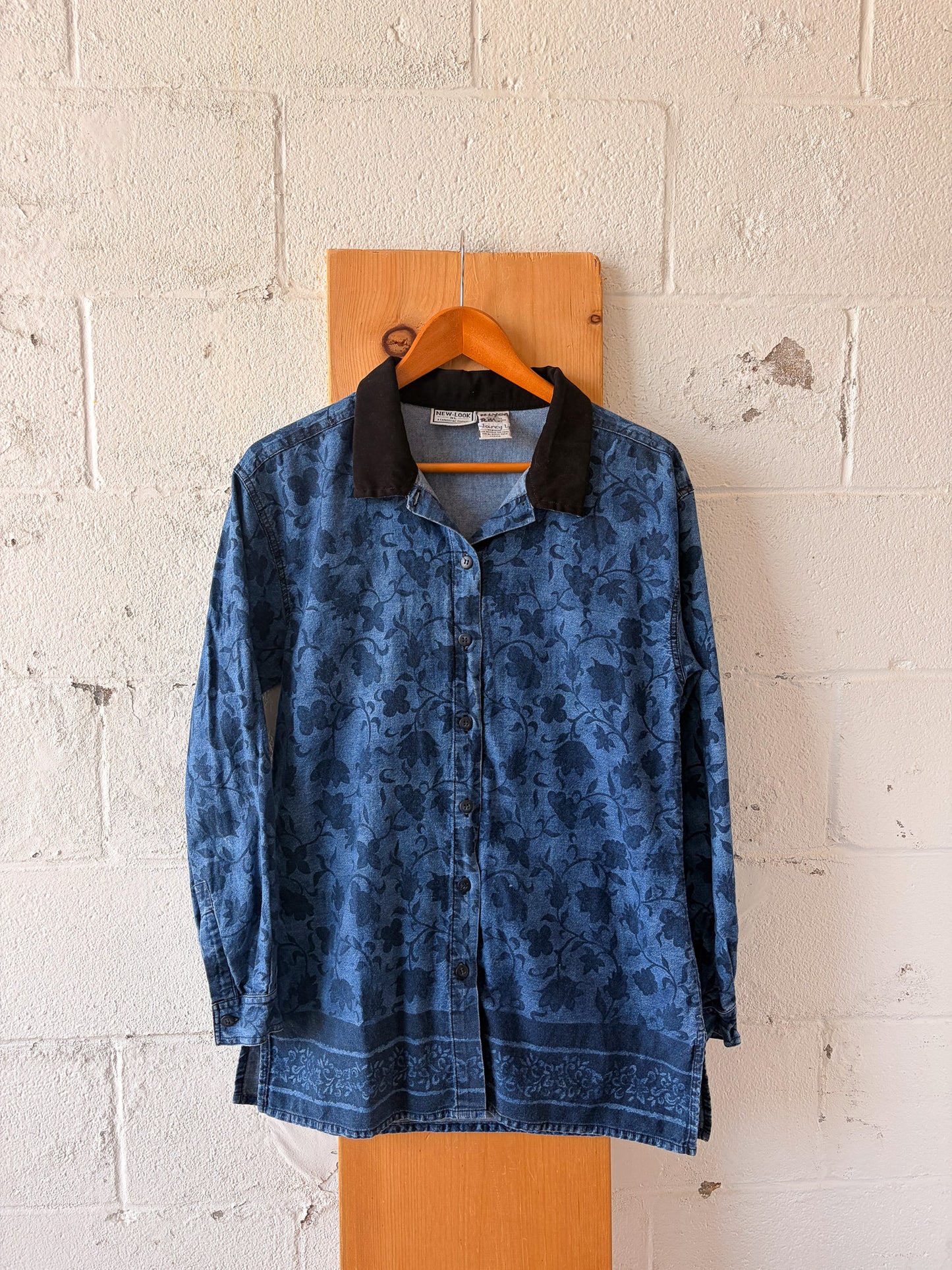 Floral Denim Button Up : M