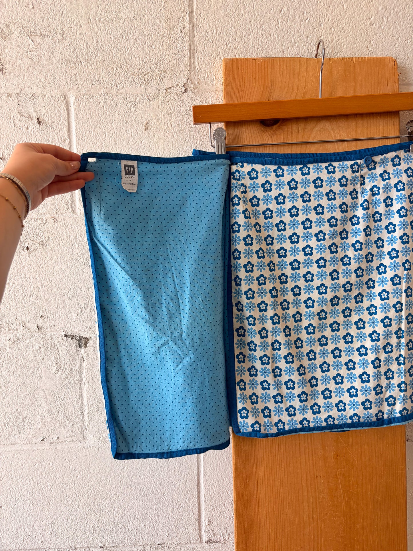 '03 Gap Reversible Blue Patterned Skirt : 10