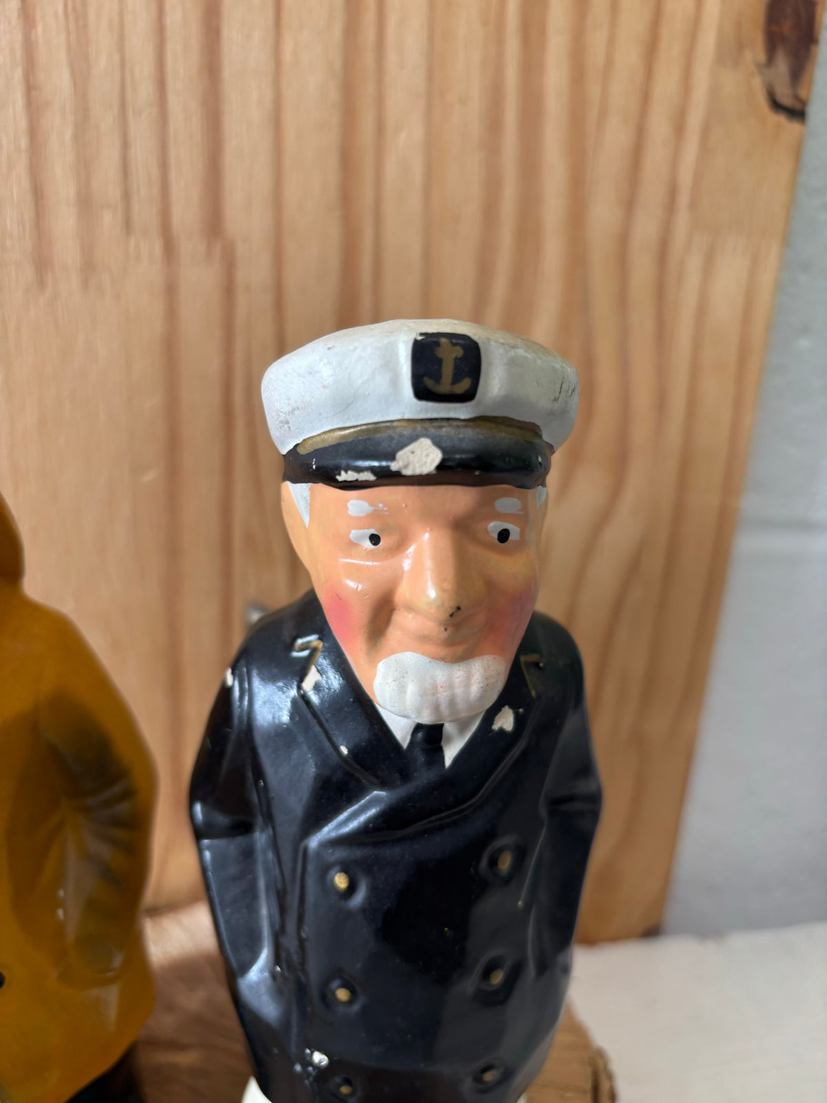 Vtg Salt & Pepper Shaker Set (Local Pickup Only)