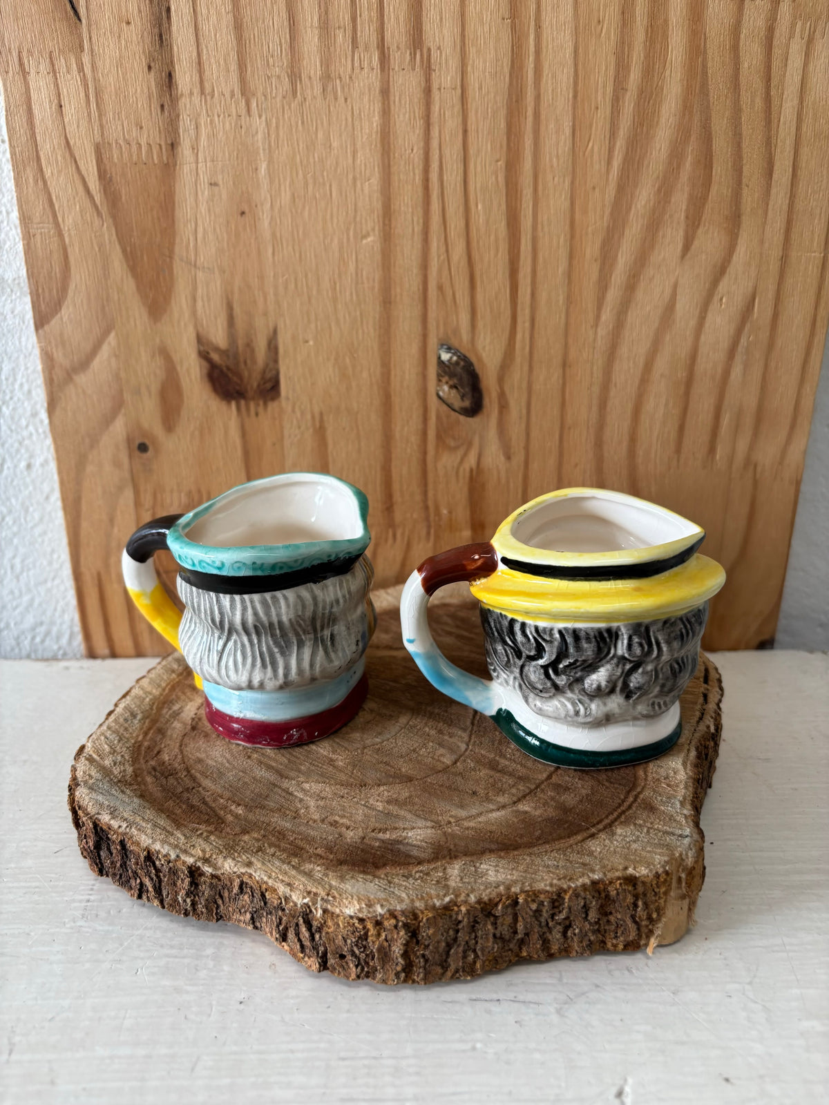 Vtg Pair of Ceramic Mugs (Local Pickup Only)