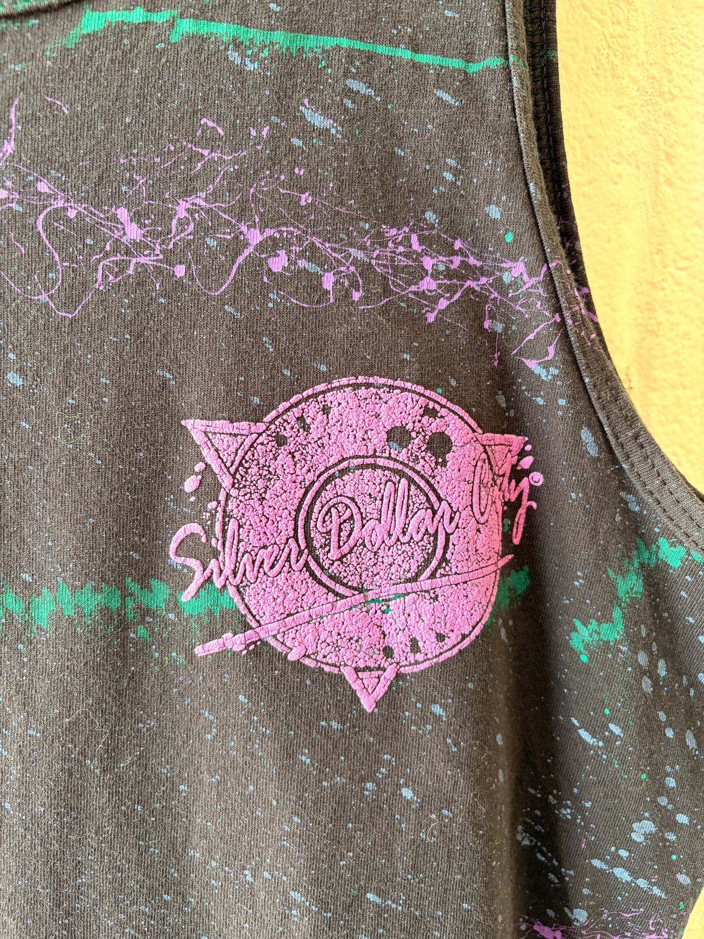 Vtg Silver Dollar City Tank : L
