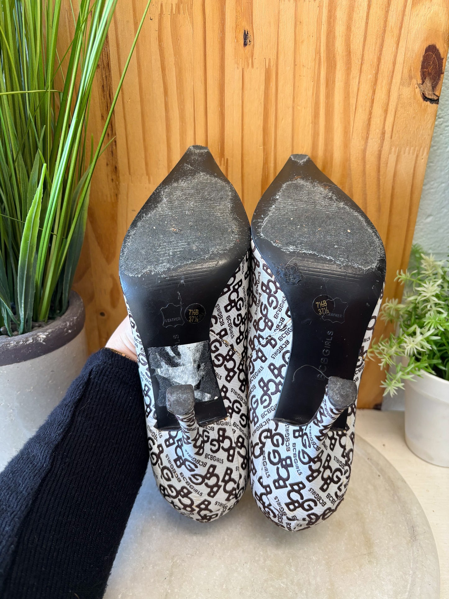 BCBG Heels : Size 7.5