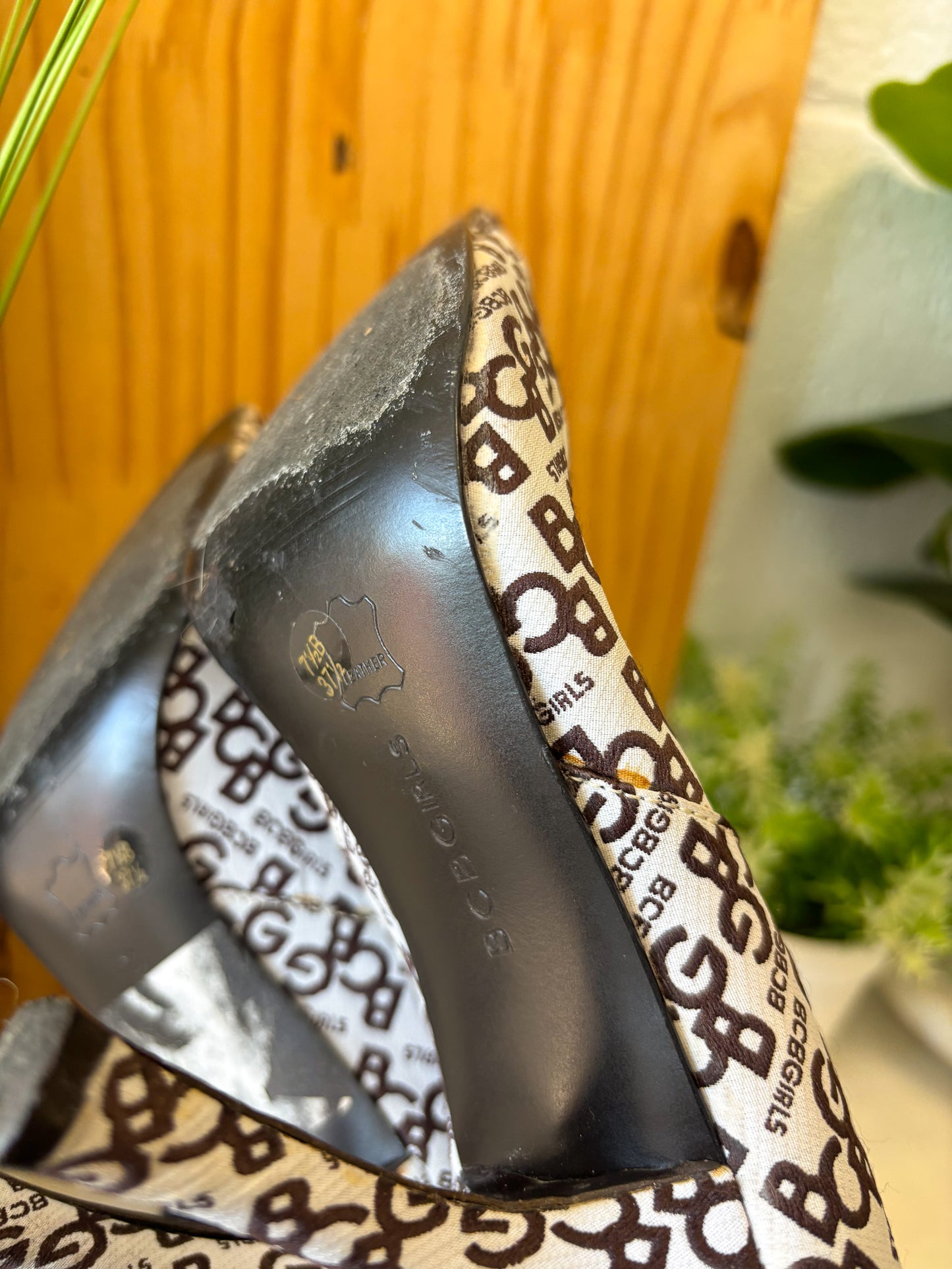 BCBG Heels : Size 7.5