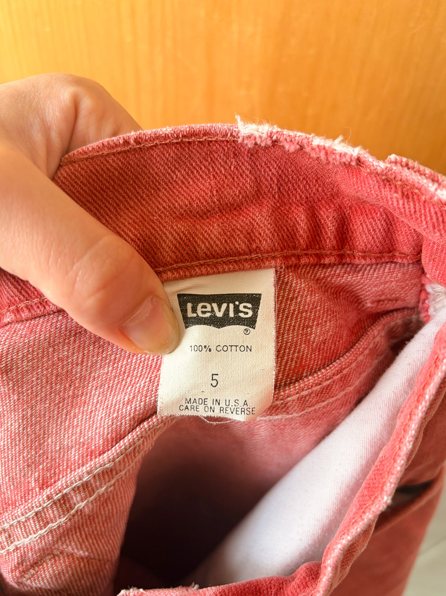 '93 Red Levi's : 25"W