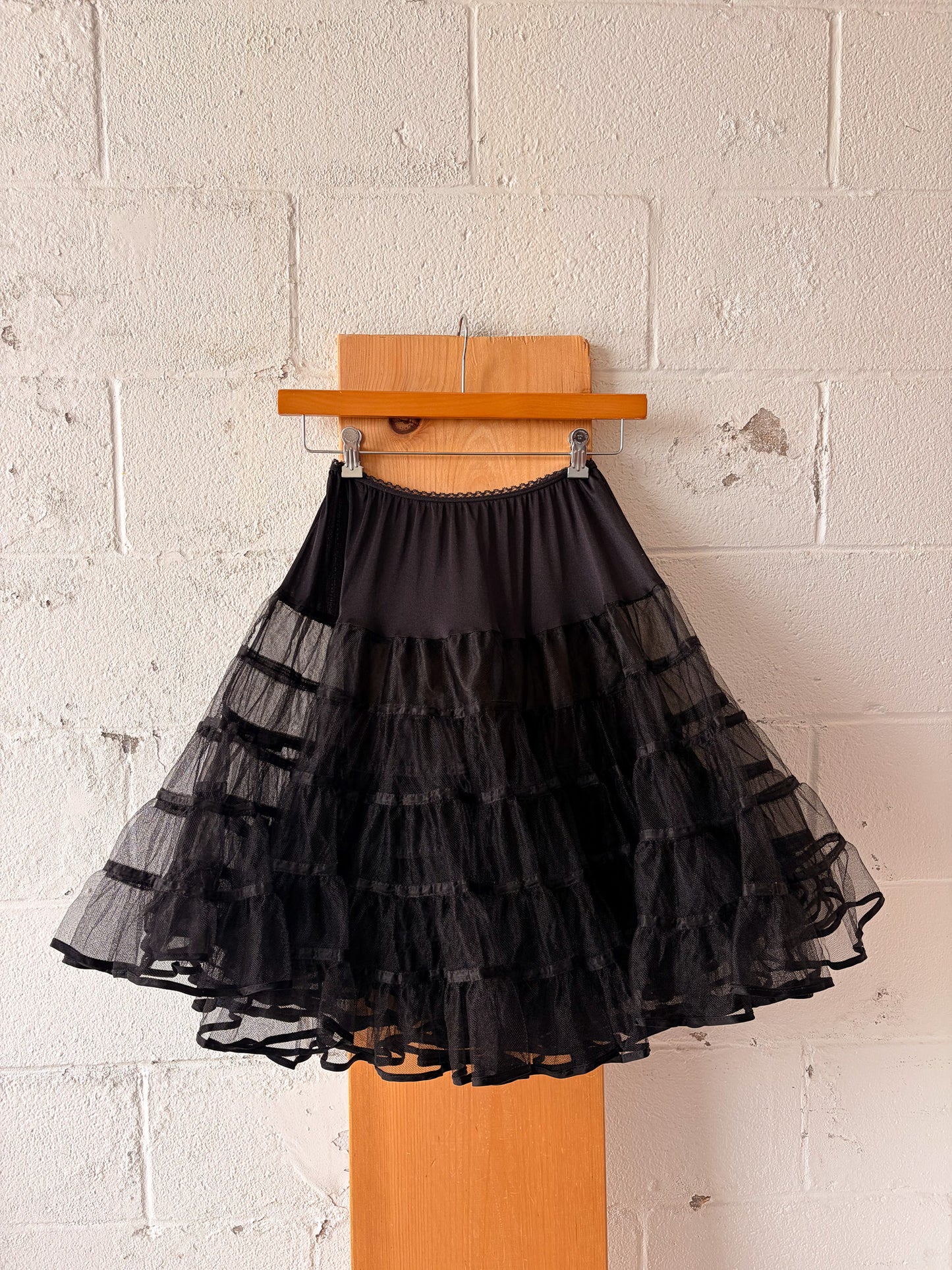 Black Tulle Petticoat : M