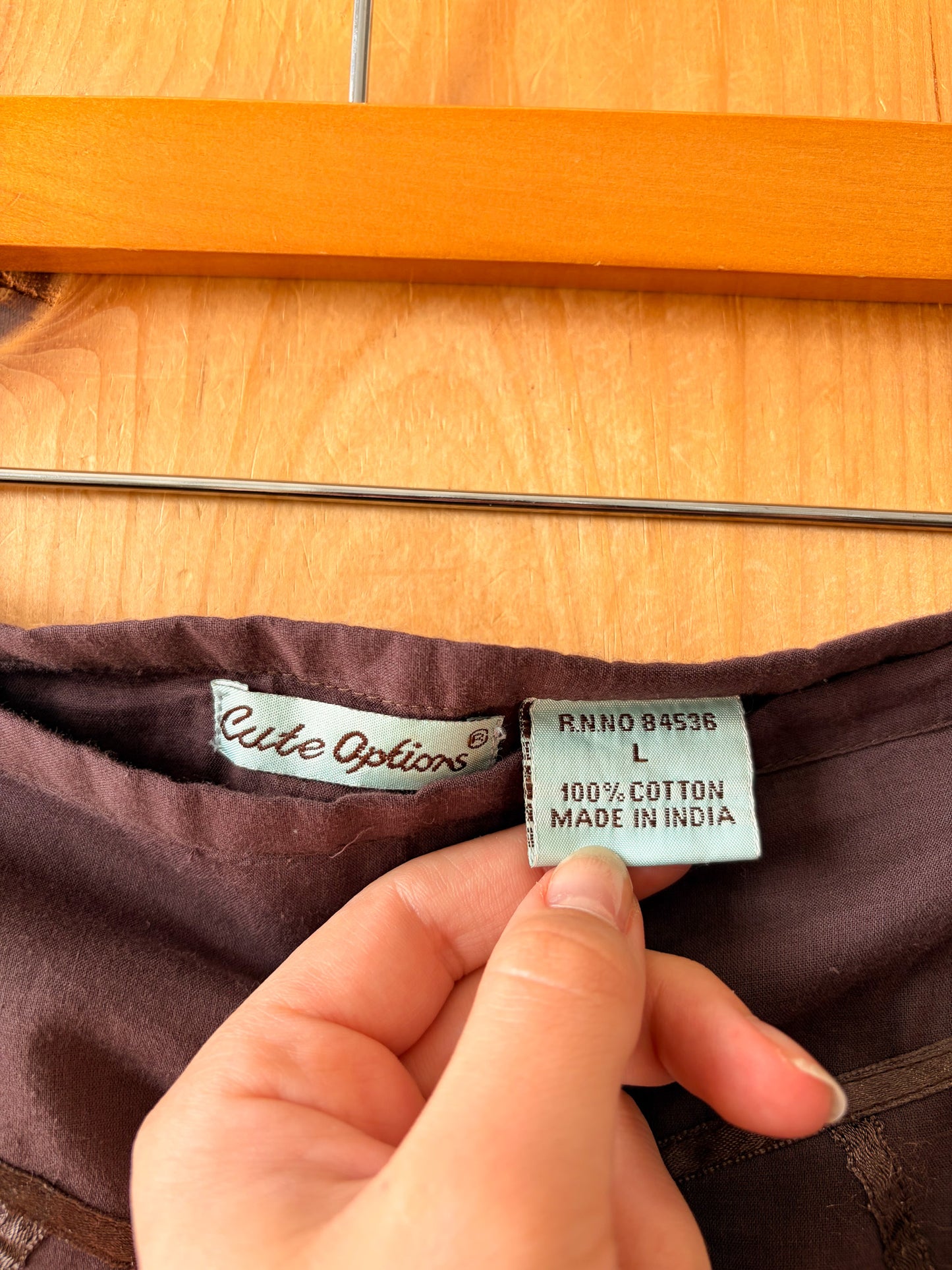 Long Detailed Brown Skirt : L