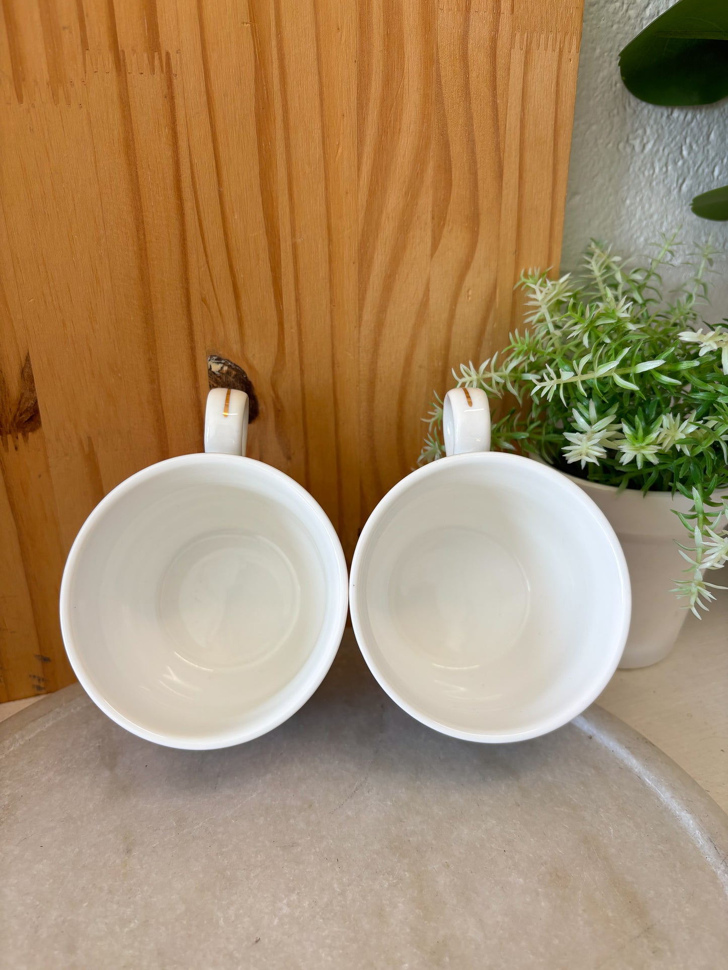 Pair of Vtg Floral Mugs (Local Pick Up Only)