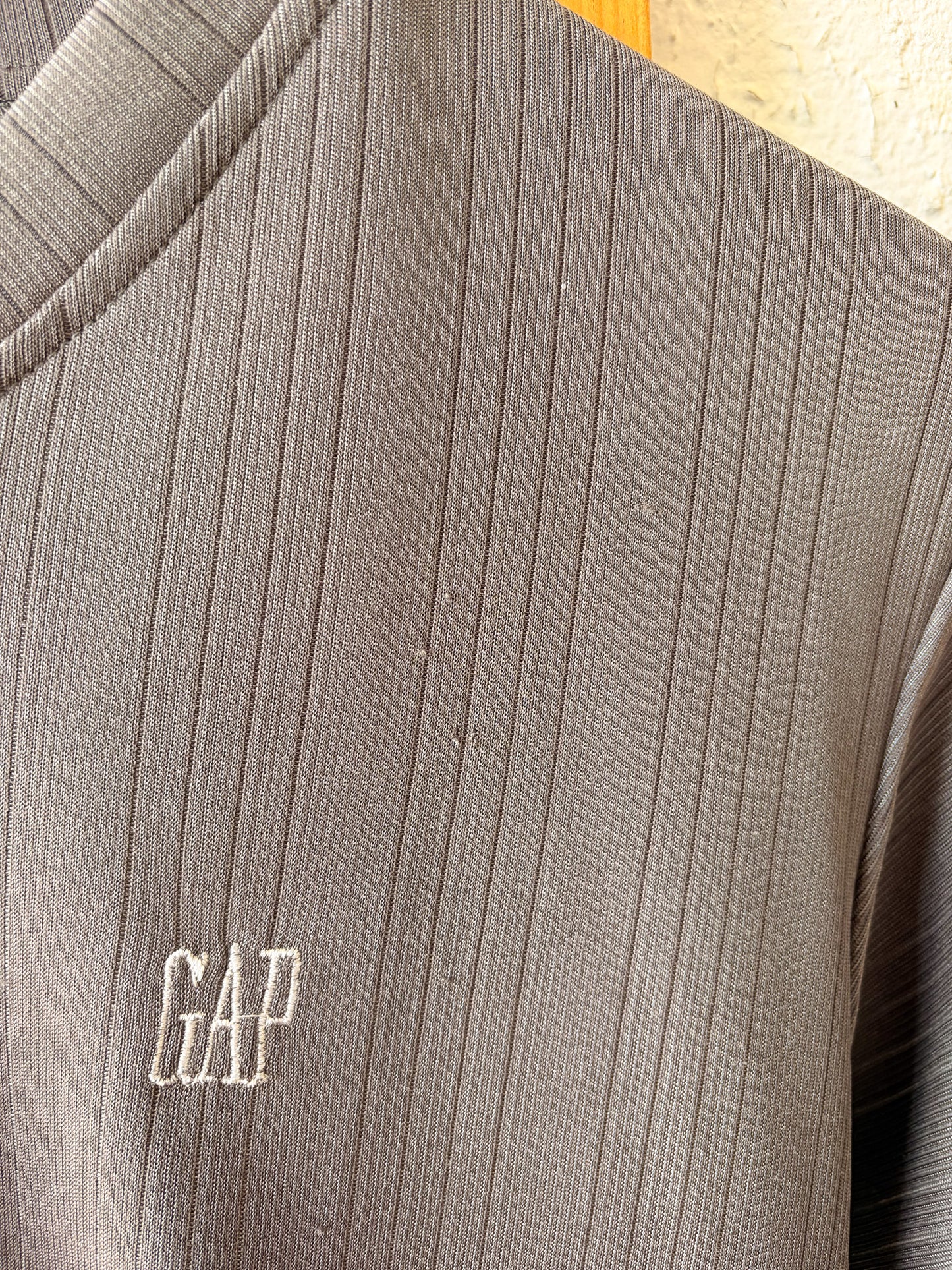 Vtg Striped Gray Gap Tee : Youth M