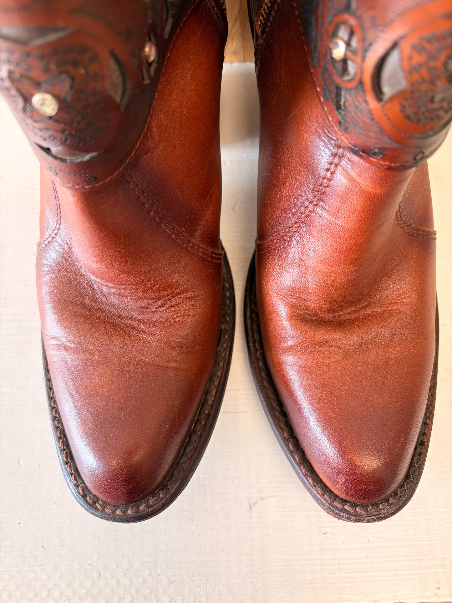 Vtg Brown Leather Ankle Boots : 9.5W / 8.5M (Local Pick Up Only)