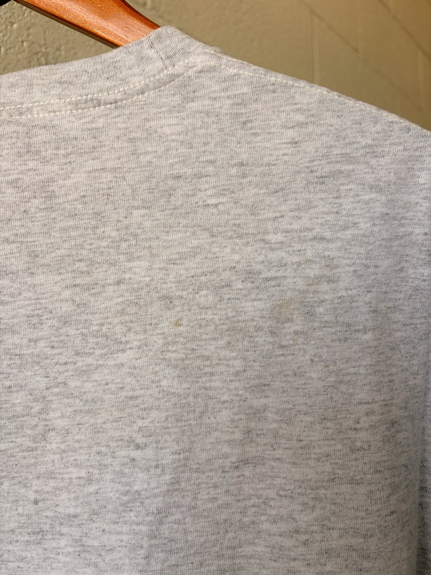 Vtg Mickey Mouse Tee : L
