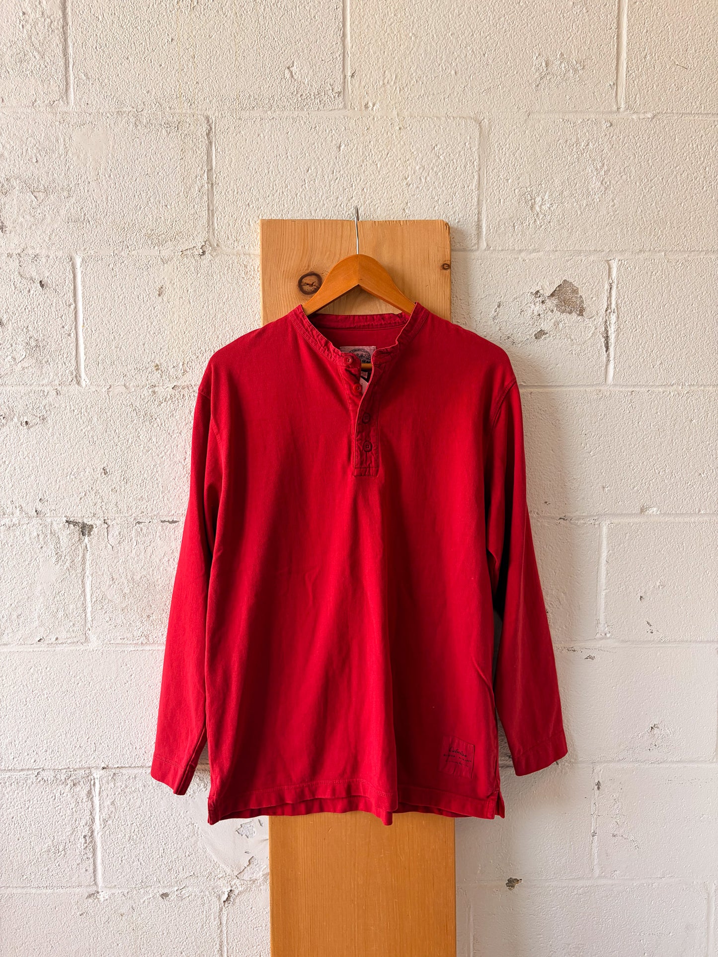 Red Cabela's Henley : M