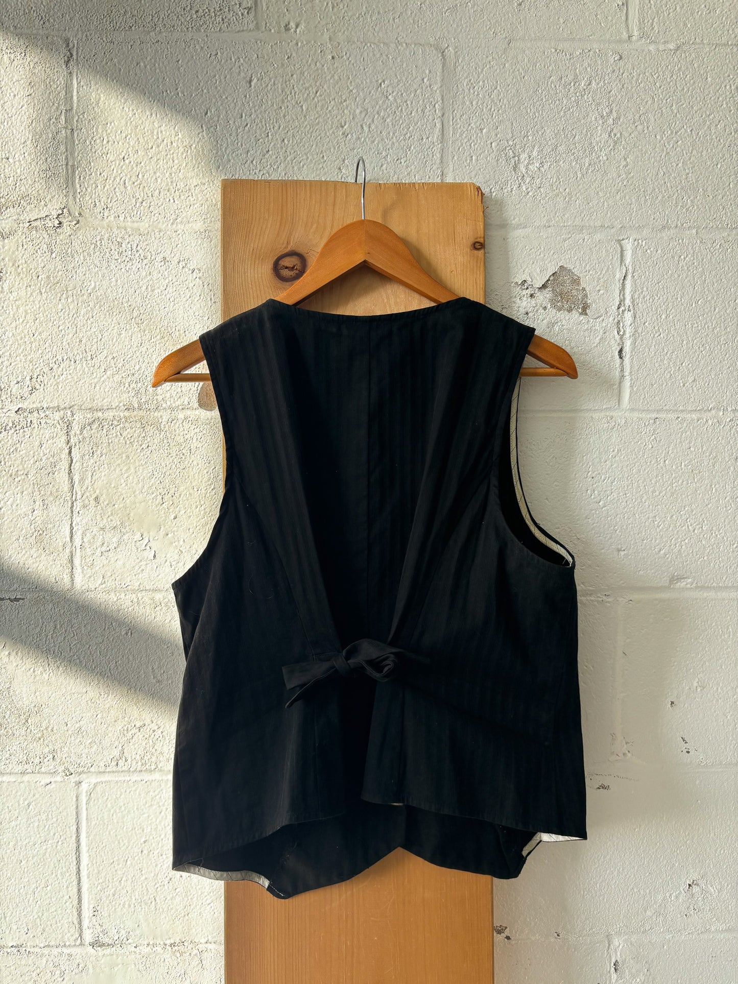 Black Vest : XL