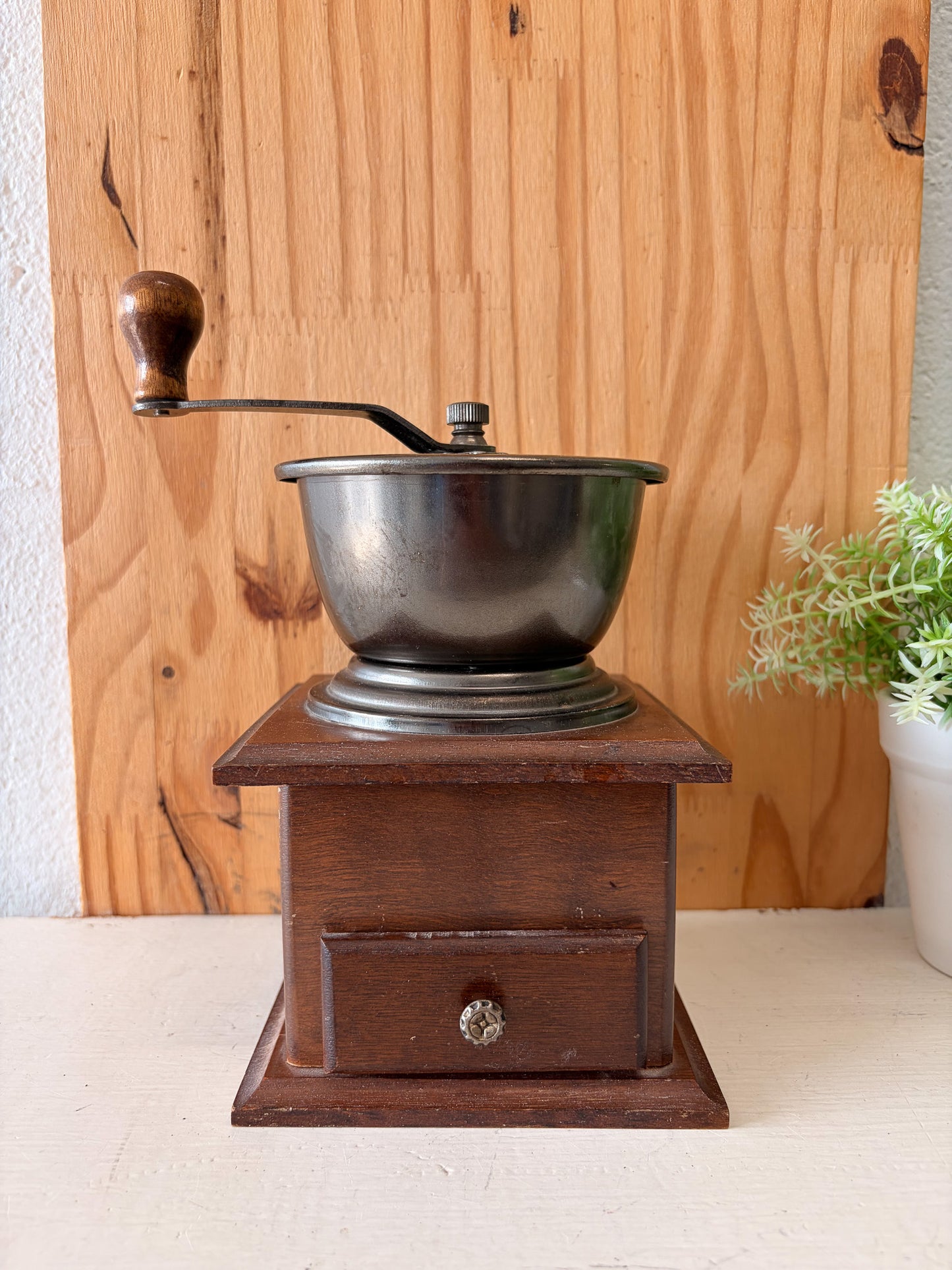 Vtg Wooden Hand Crank Coffee Bean Grinder (Local Pick Up Only)