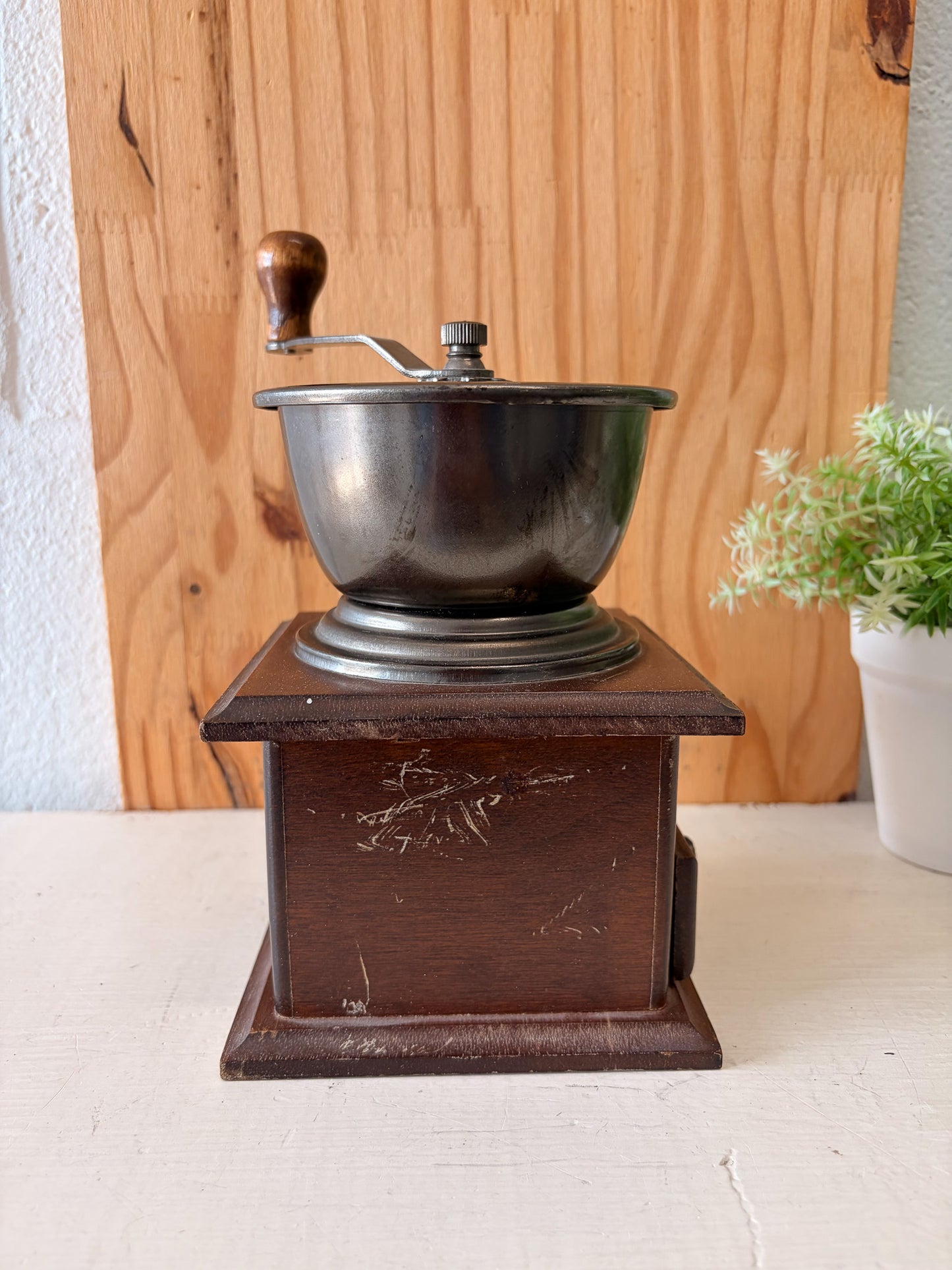Vtg Wooden Hand Crank Coffee Bean Grinder (Local Pick Up Only)