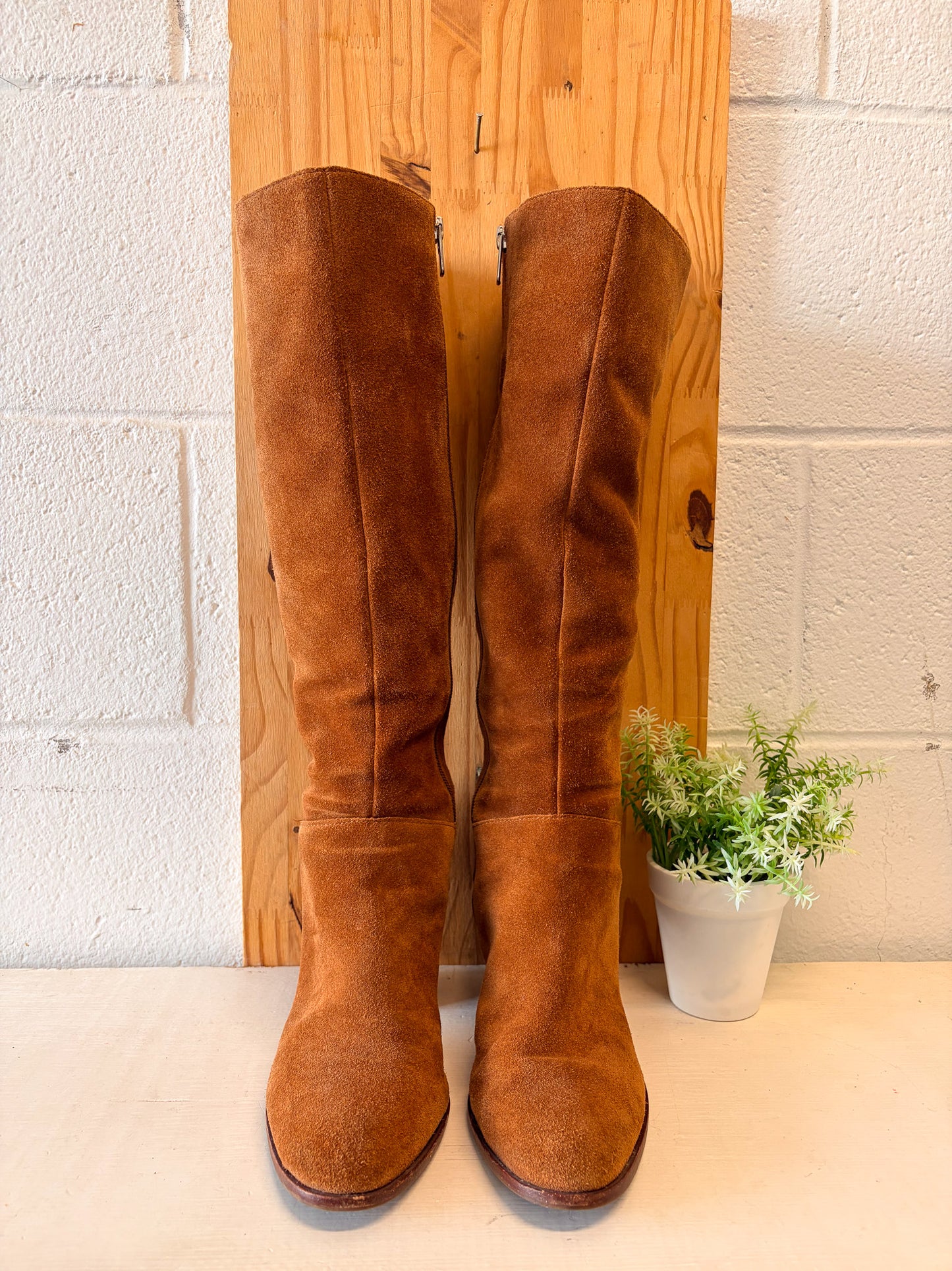 Antonio Melani Brown Suede Boots : Size 6.5 (Local Pick Up Only)