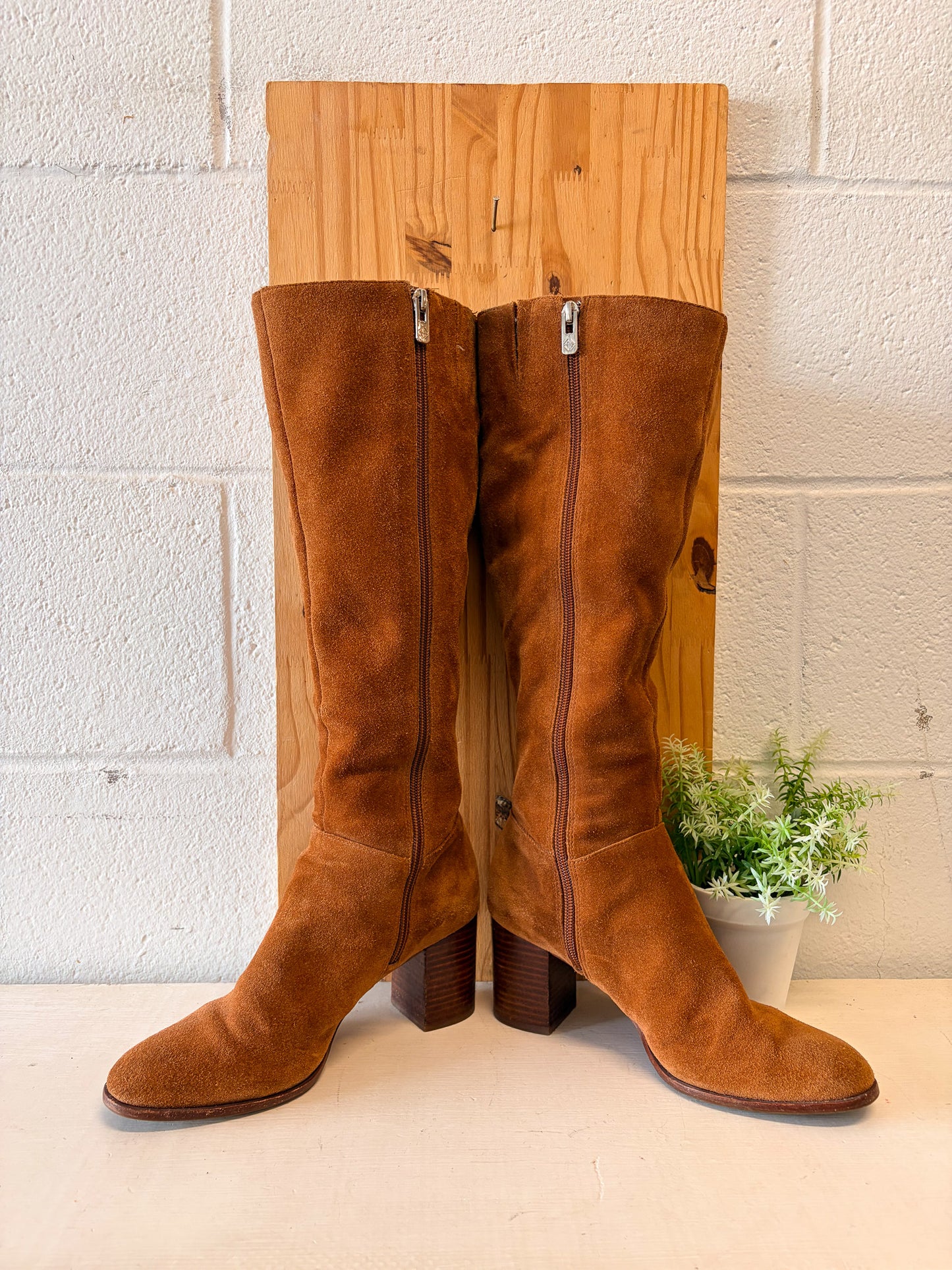 Antonio Melani Brown Suede Boots : Size 6.5 (Local Pick Up Only)