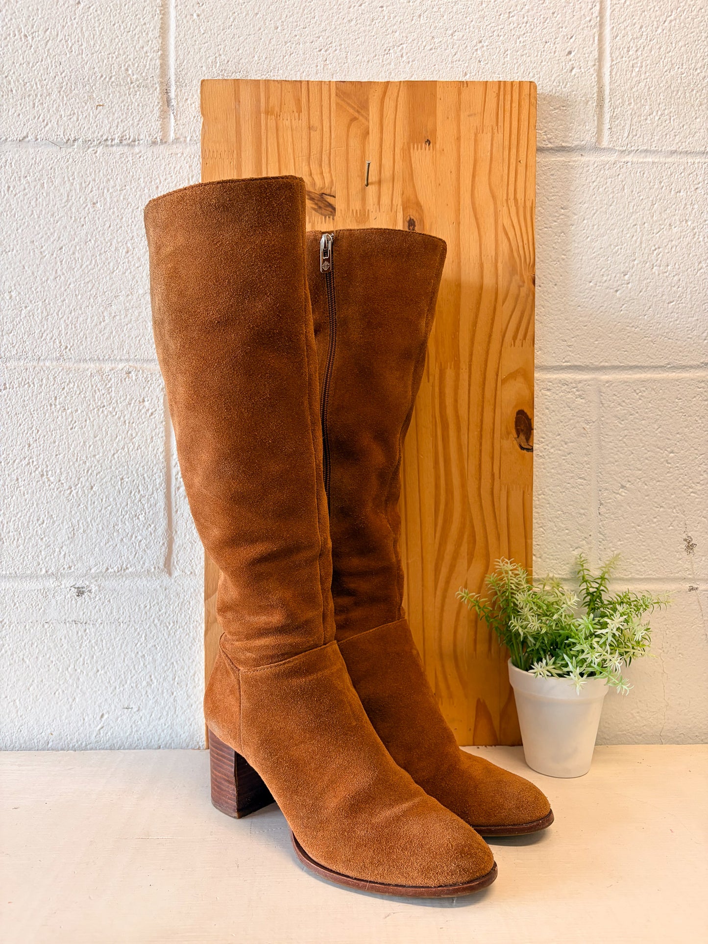 Antonio Melani Brown Suede Boots : Size 6.5 (Local Pick Up Only)
