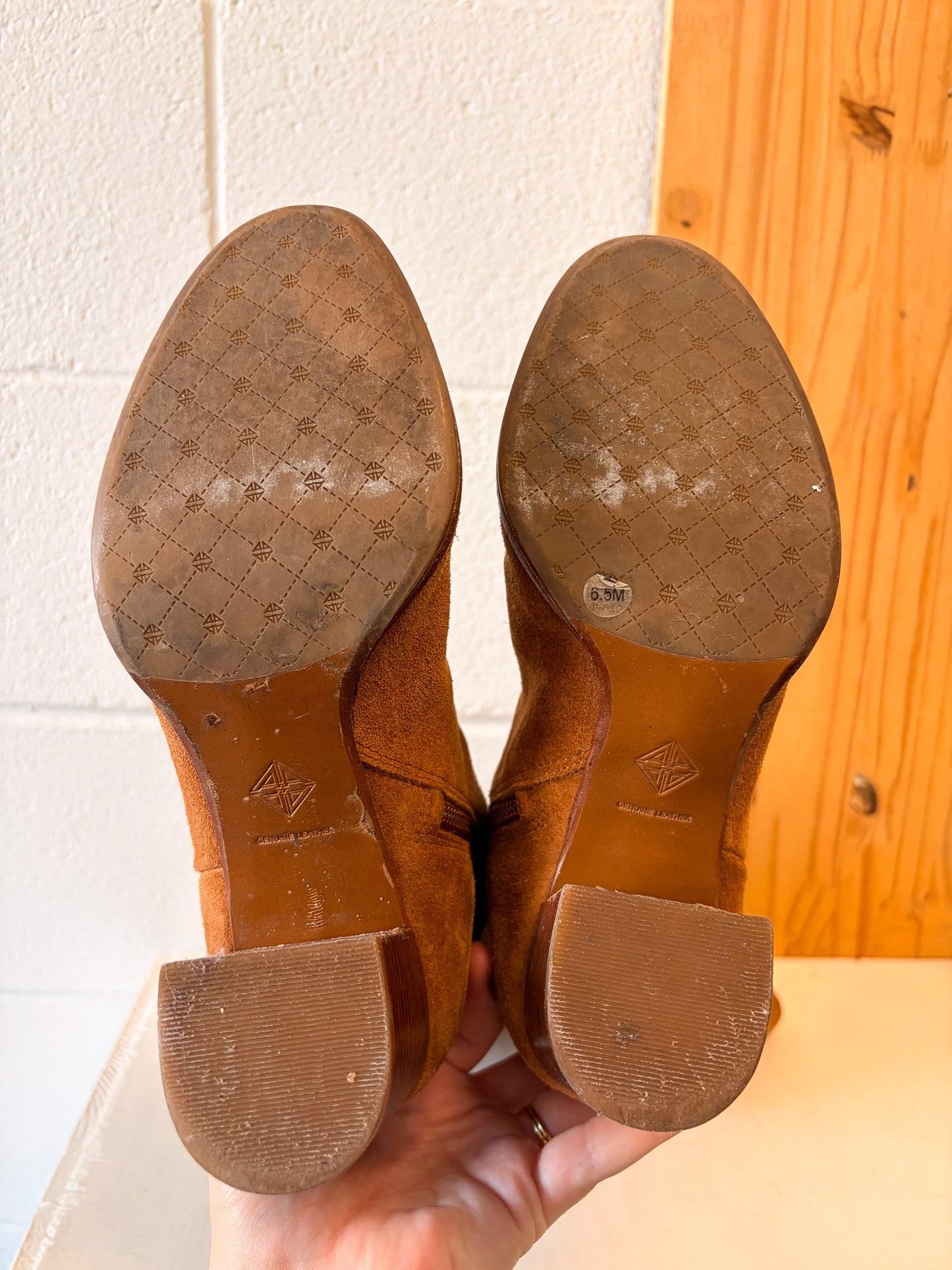 Antonio Melani Brown Suede Boots : Size 6.5 (Local Pick Up Only)