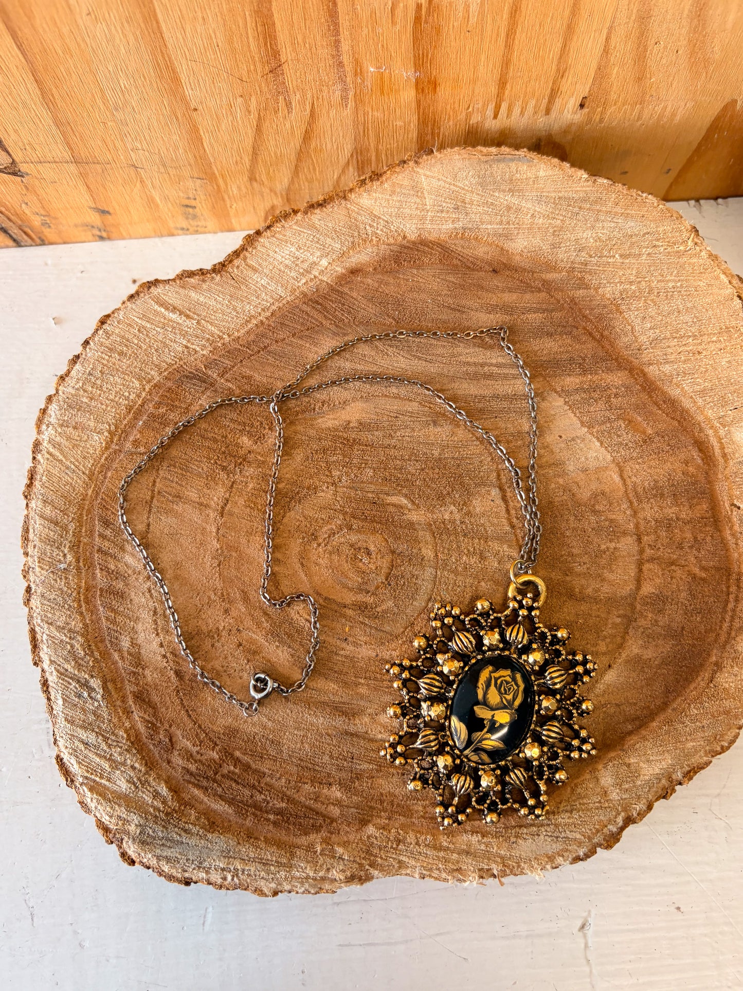 Ornate Gold Tone Rose Pendant Necklace
