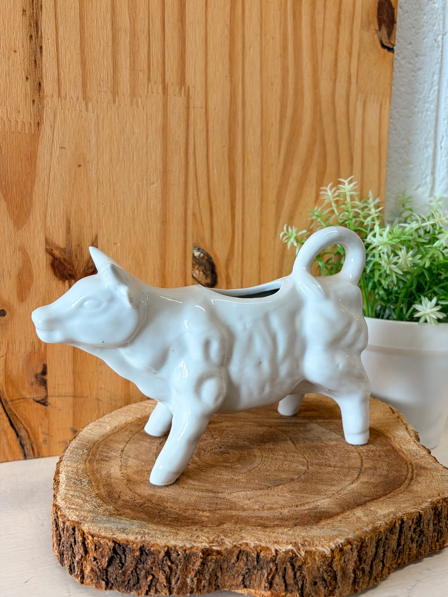 Cow Creamer Dish (Local Pick Up Only)