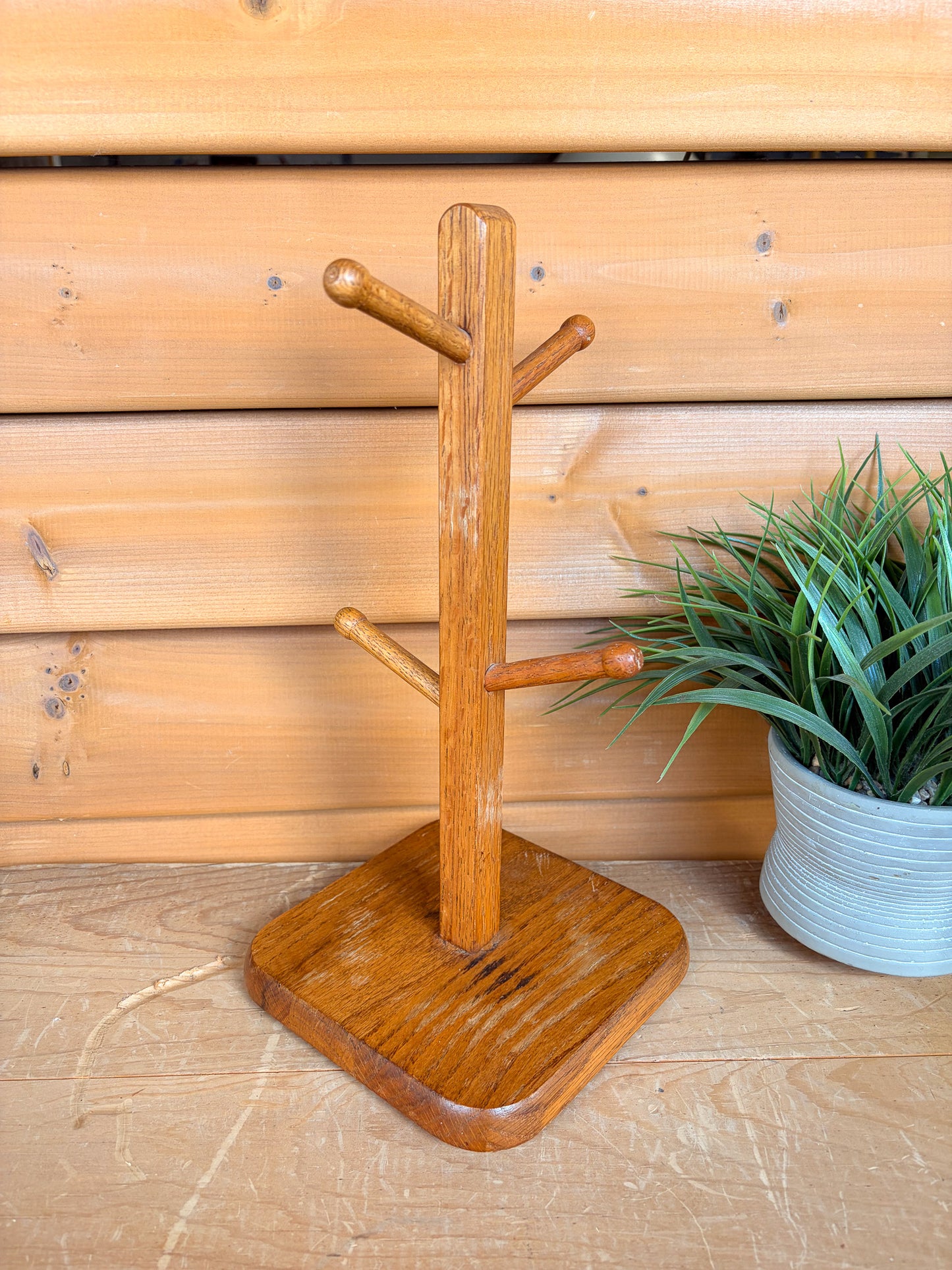 Vtg Wooden Mug Tree (Local Pick Up Only)