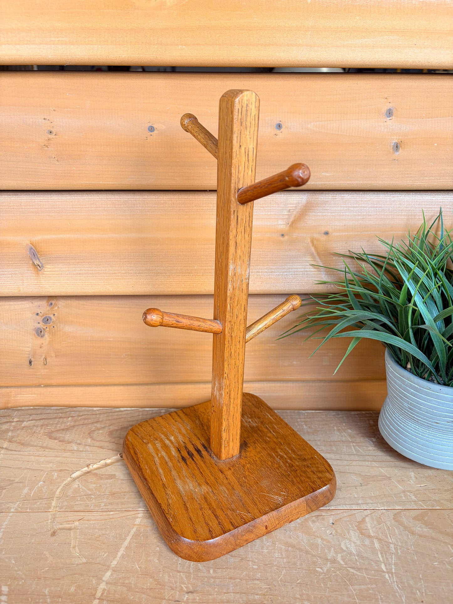 Vtg Wooden Mug Tree (Local Pick Up Only)