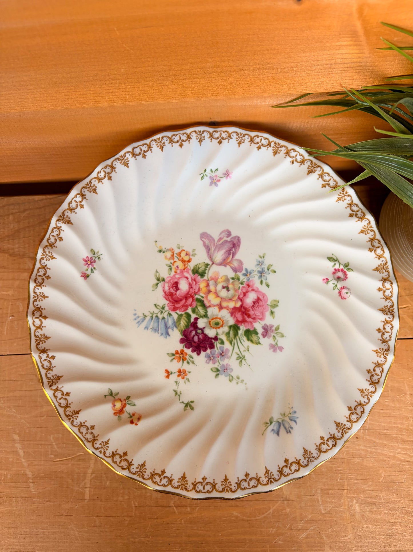 Vtg Crown Staffordshire "England's Bouquet" Cake Stand (Local Pick Up Only)