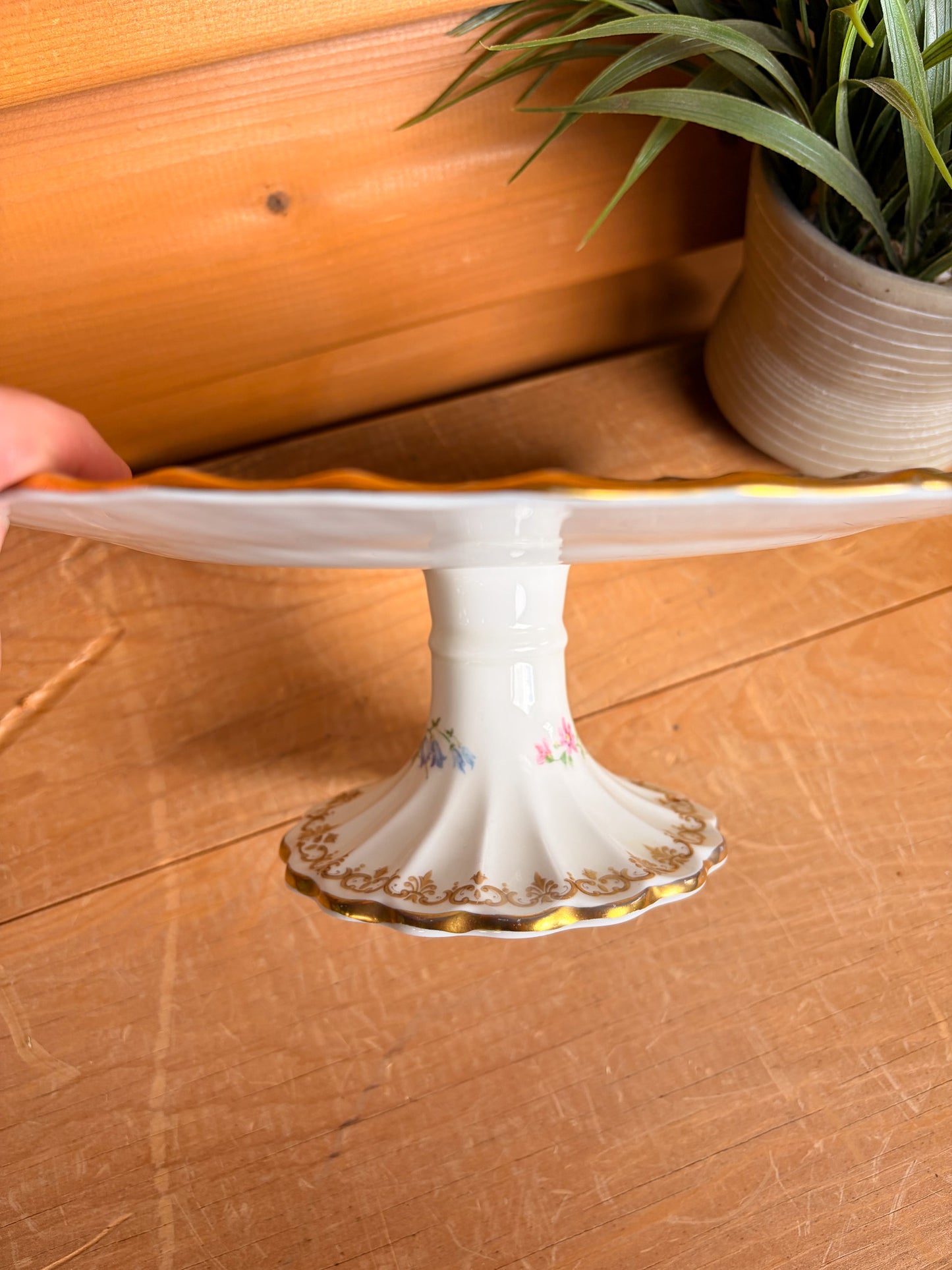 Vtg Crown Staffordshire "England's Bouquet" Cake Stand (Local Pick Up Only)