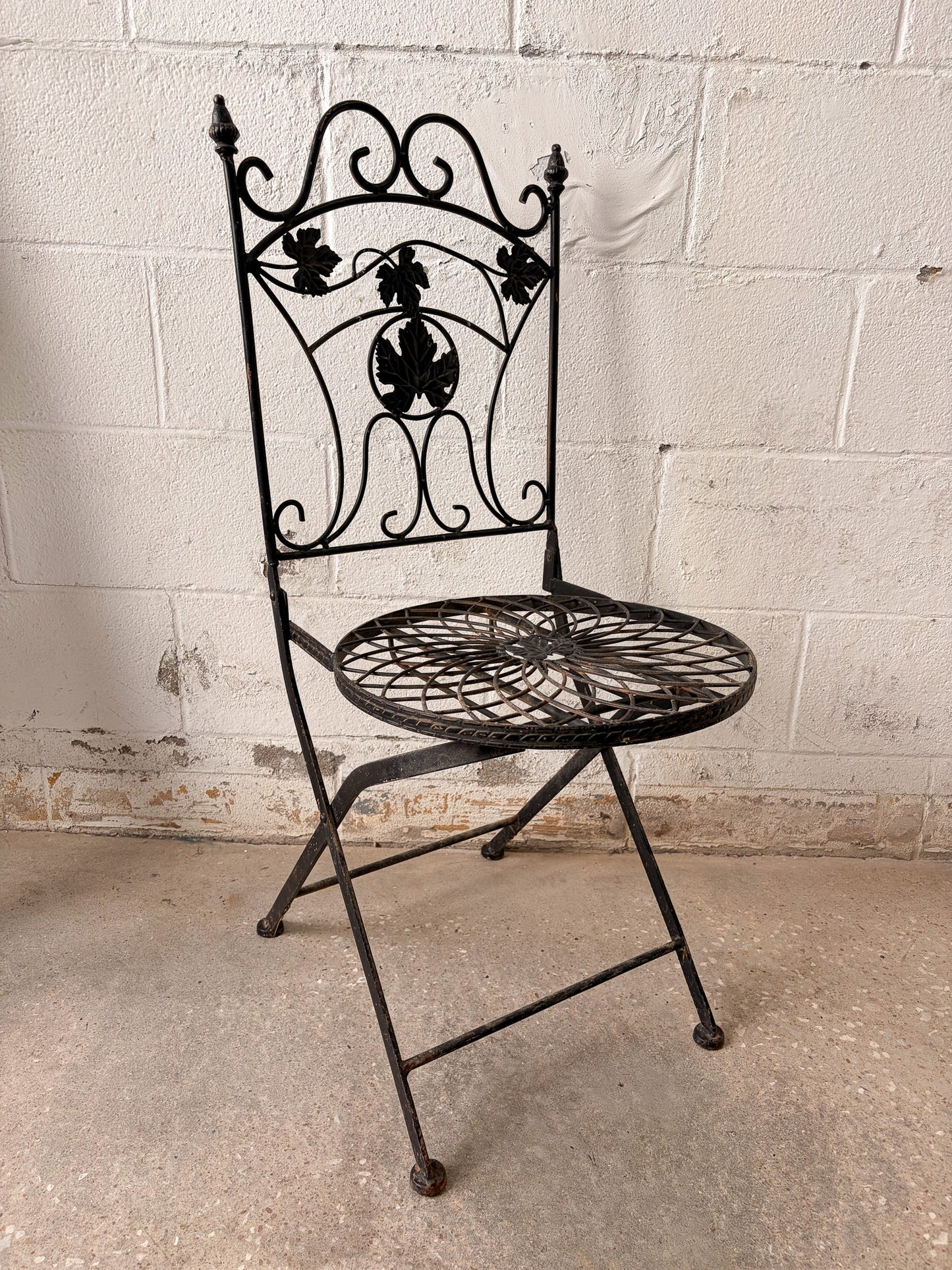 Vtg Black Metal Folding Bistro Chair (Local Pick Up Only)