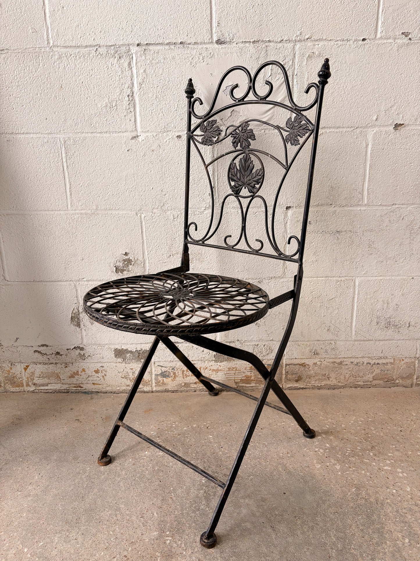 Vtg Black Metal Folding Bistro Chair (Local Pick Up Only)