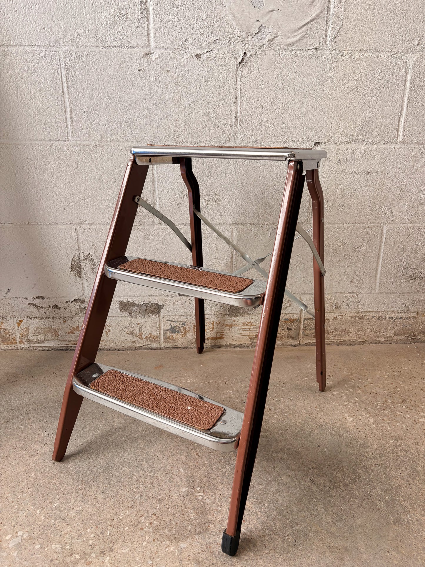 Vtg BeautyWare Step Ladder (Local Pick Up Only)