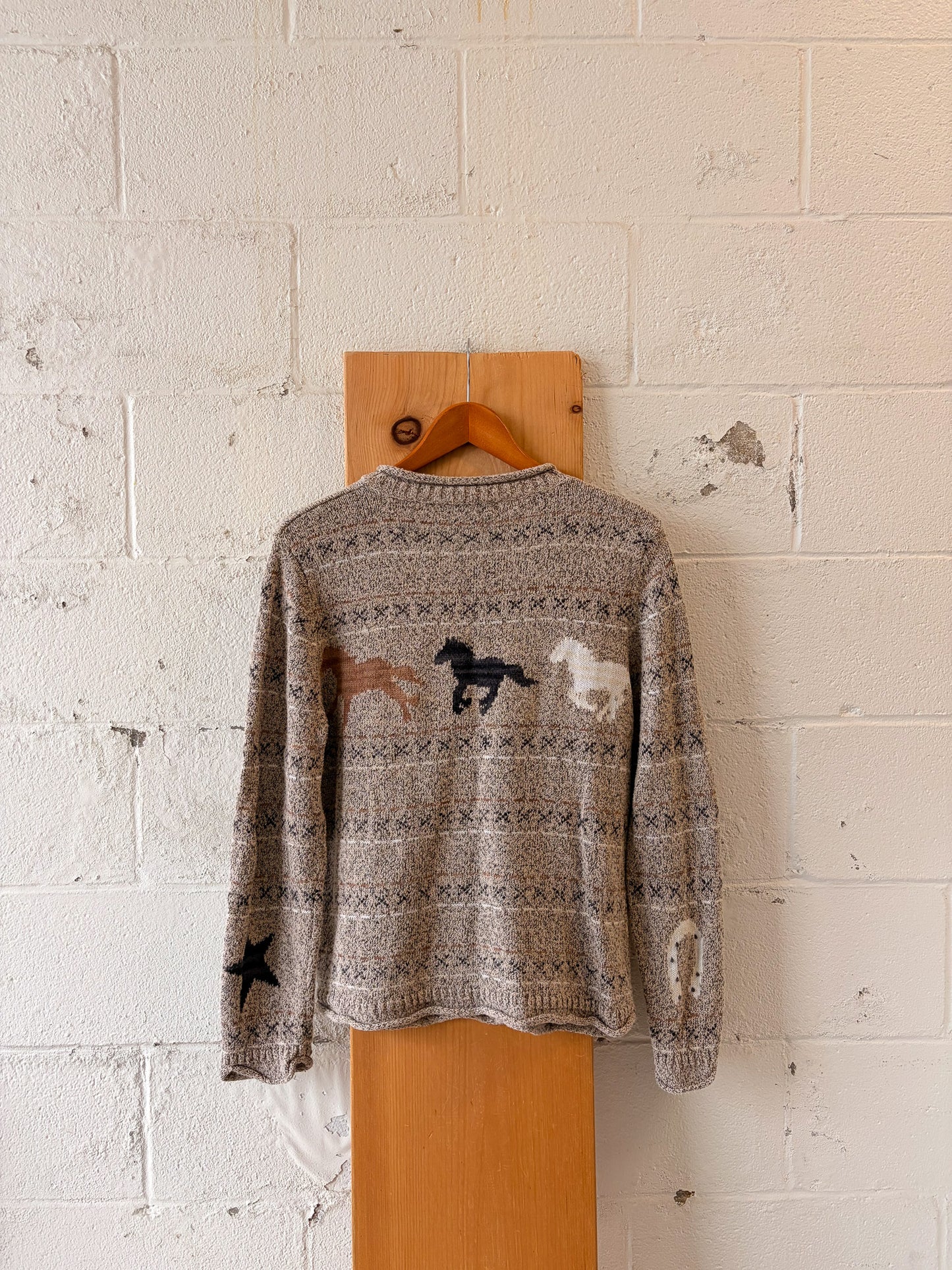 Horse Patterned Sweater : XL