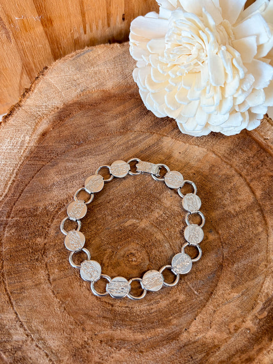Sarah Coventry Round Floral Etched Link Bracelet