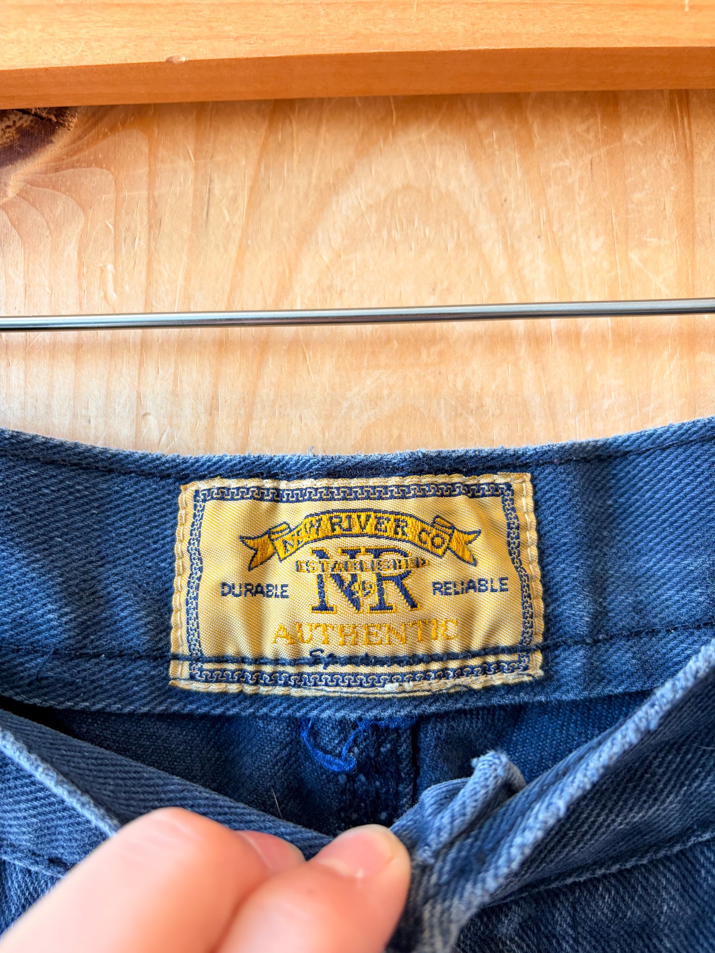 Vtg Blue Denim Shorts : 32"W