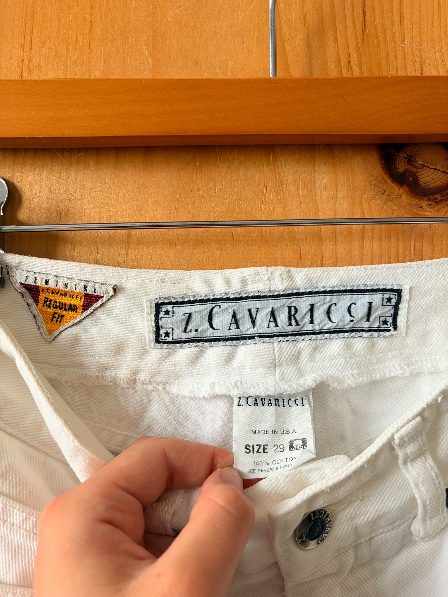 White Denim Shorts : 29