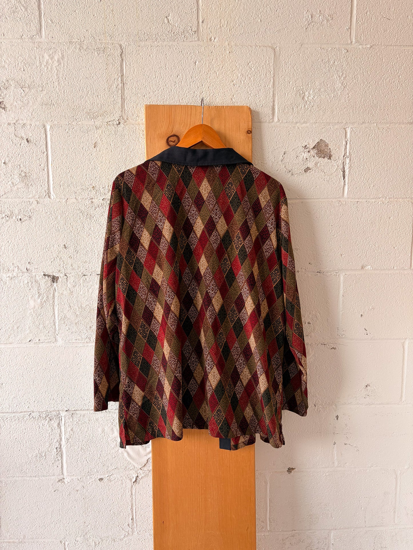 Flowy Diamond Patterned Blazer : L