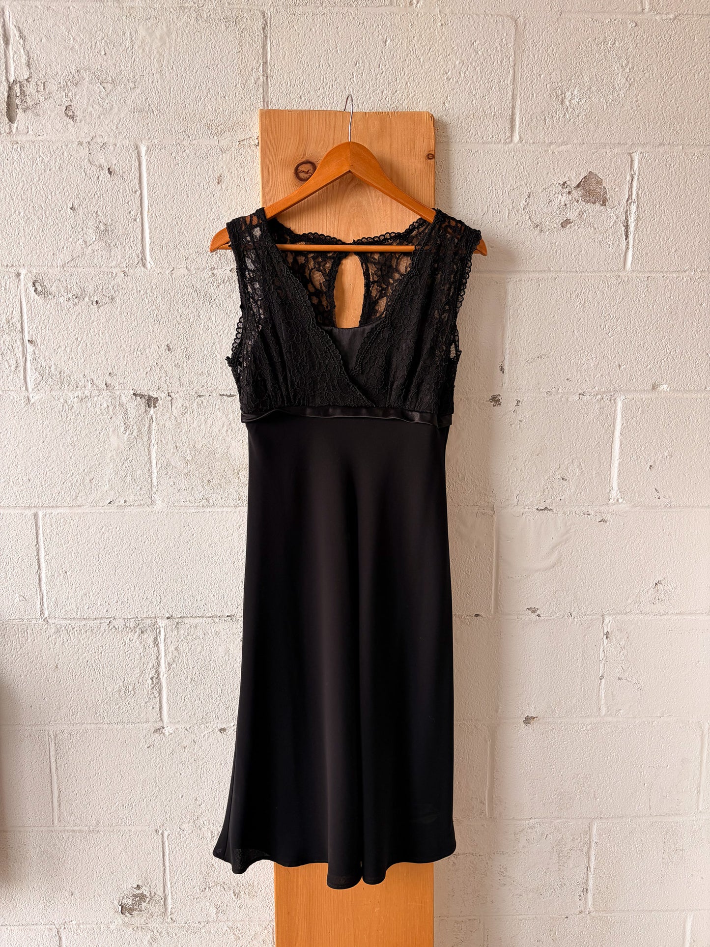 Vtg Black Lace Detailed Cocktail Dress : 8