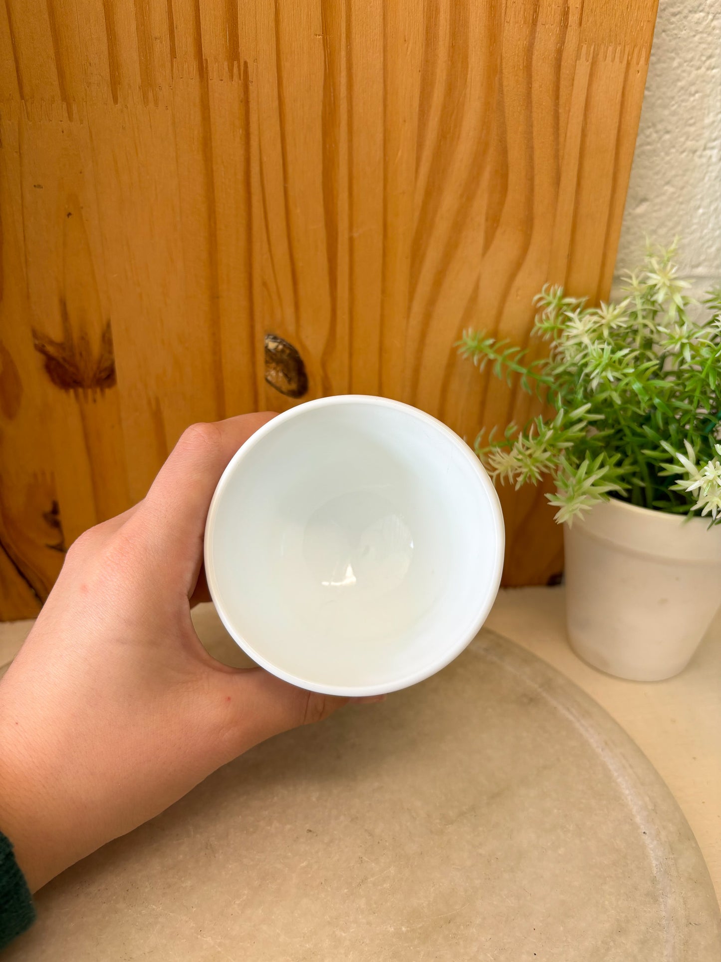 Vtg White Milk Glass Pedestal (Local Pick Up Only)