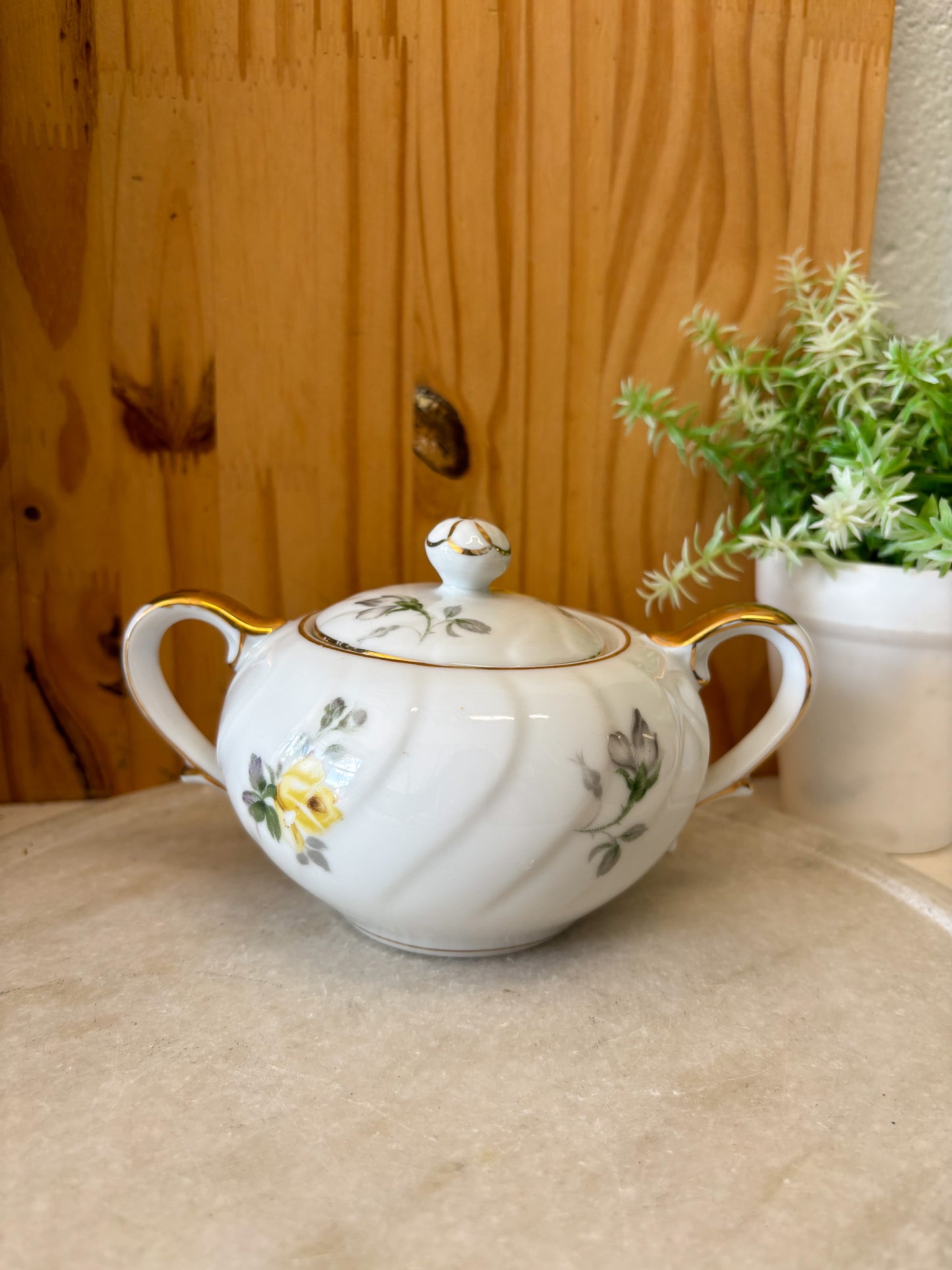 Vtg Swirl China Yellow Floral Sugar Jar (Local Pick Up Only)
